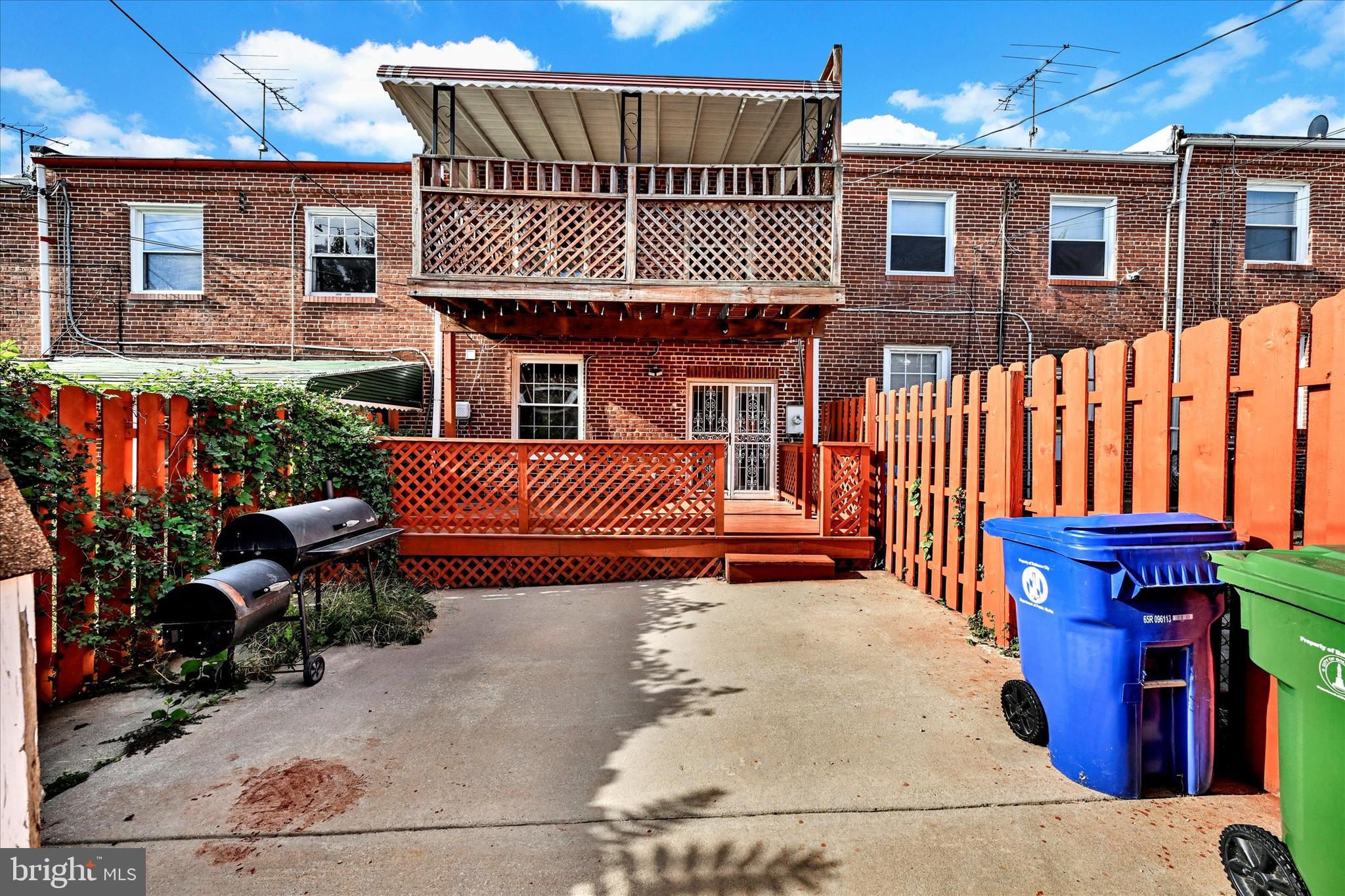 4348 Shamrock Ave