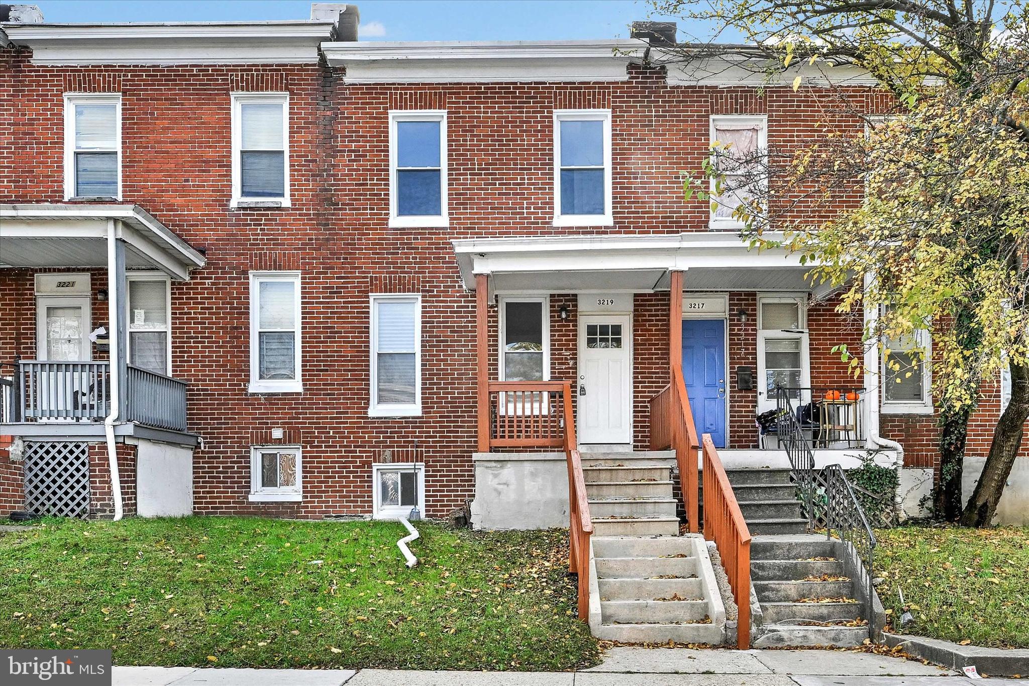 3219 Elmley Ave