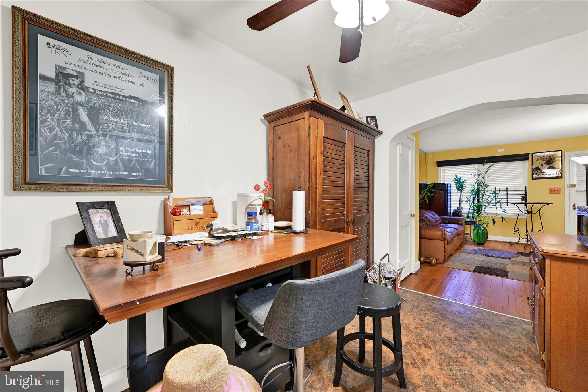 2934 Edgecombe Cir N