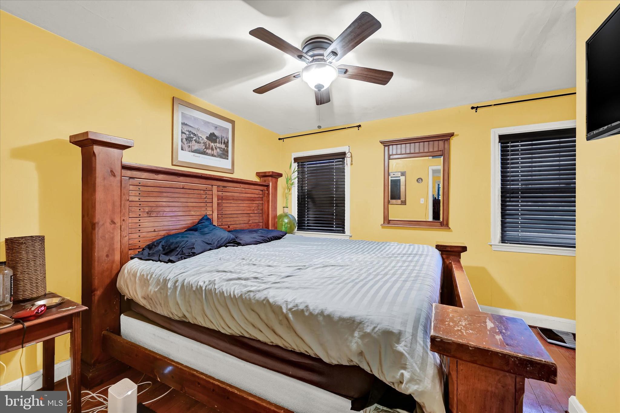 2934 Edgecombe Cir N