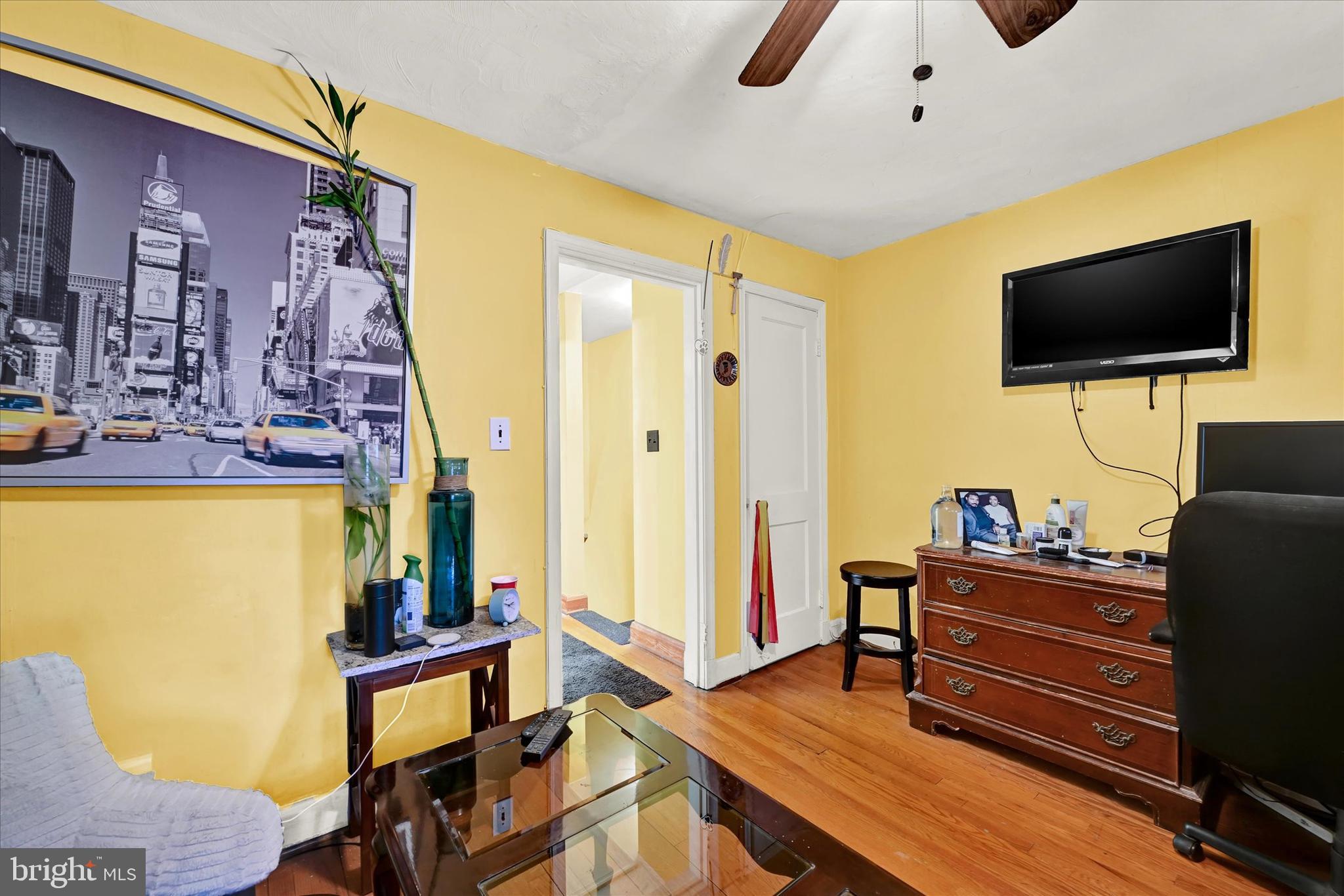 2934 Edgecombe Cir N