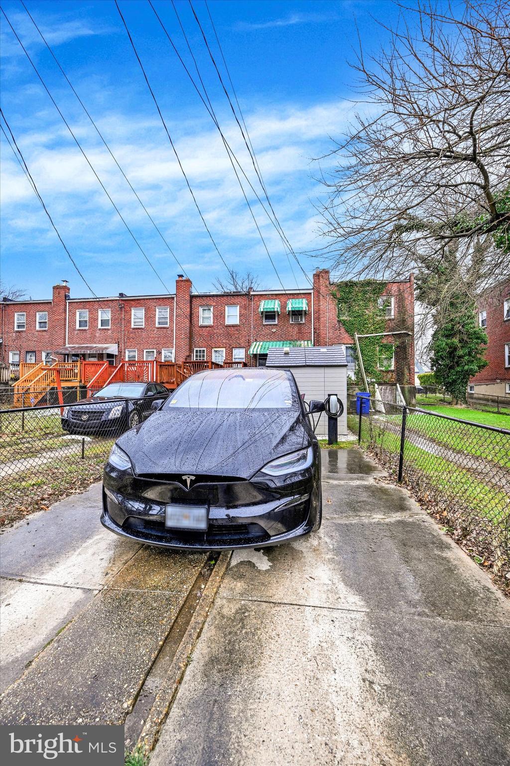 2934 Edgecombe Cir N