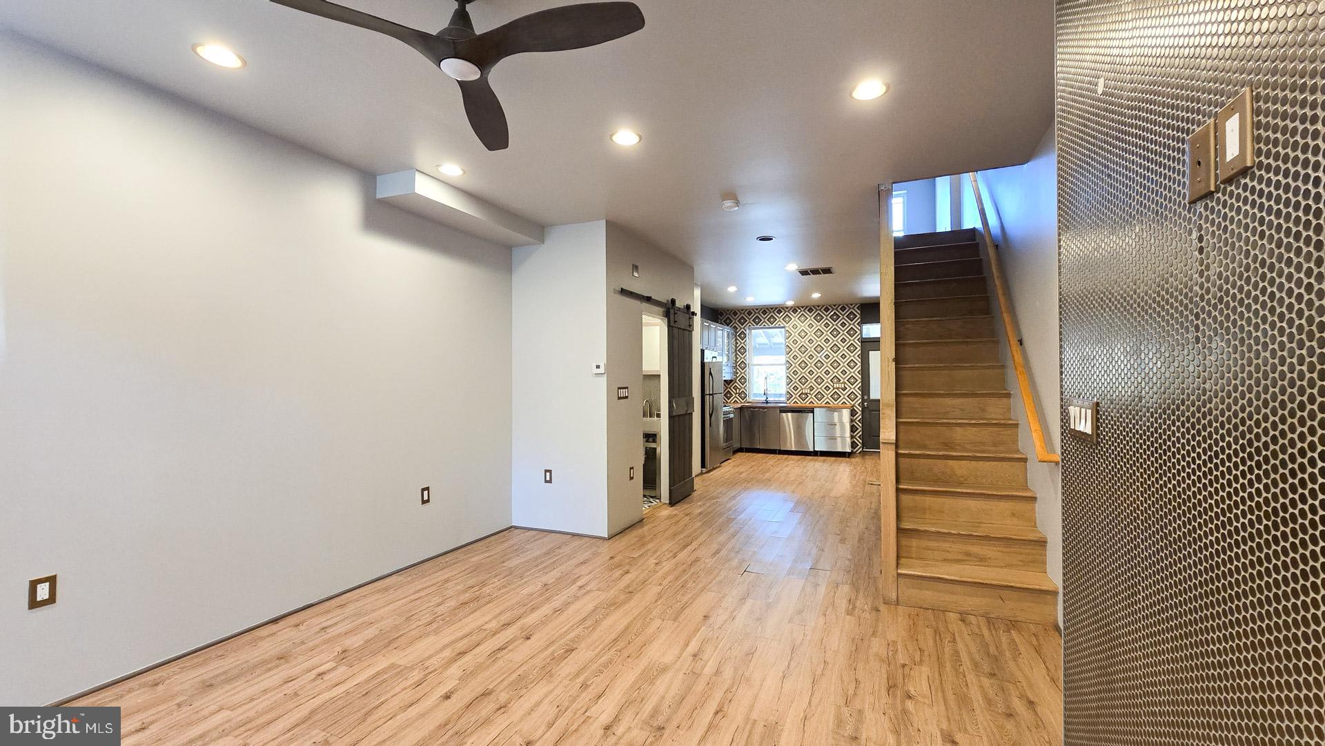 113 S Calhoun St