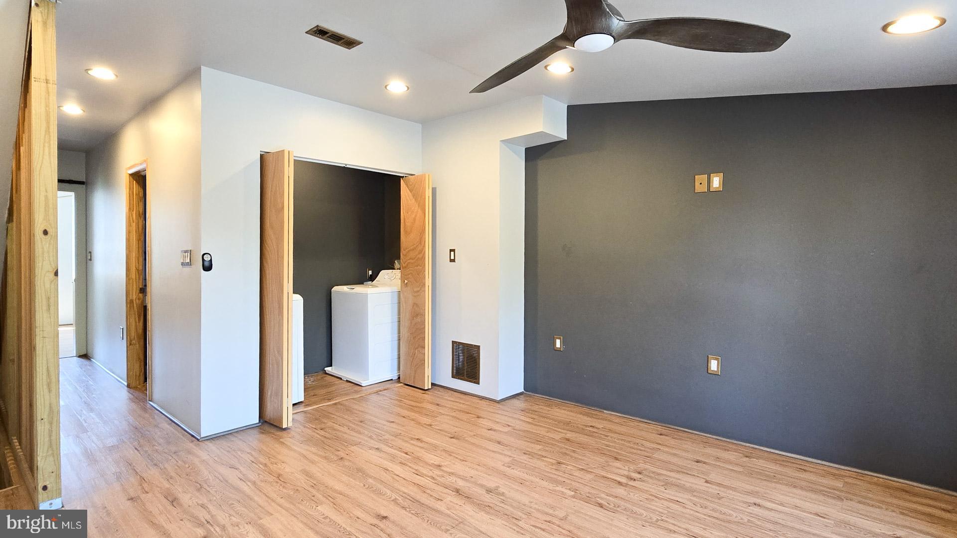 113 S Calhoun St