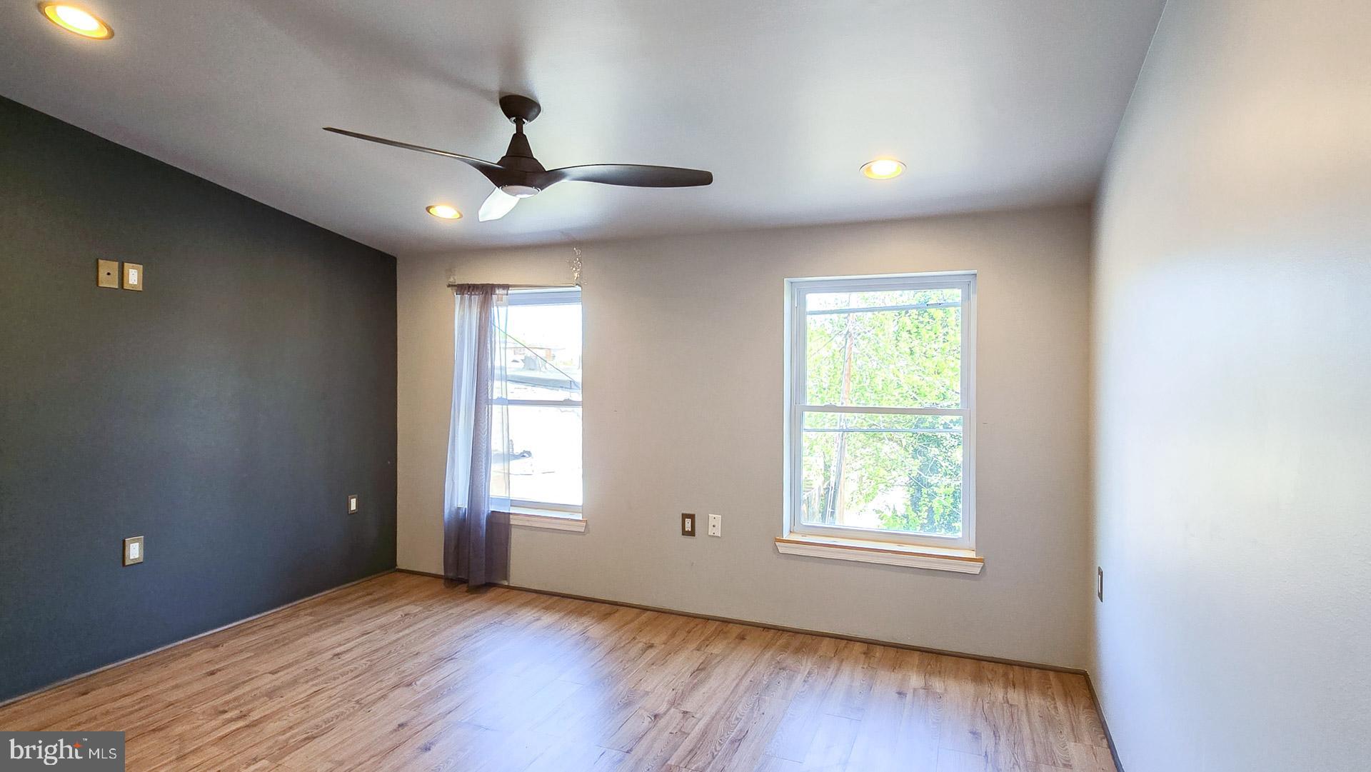 113 S Calhoun St