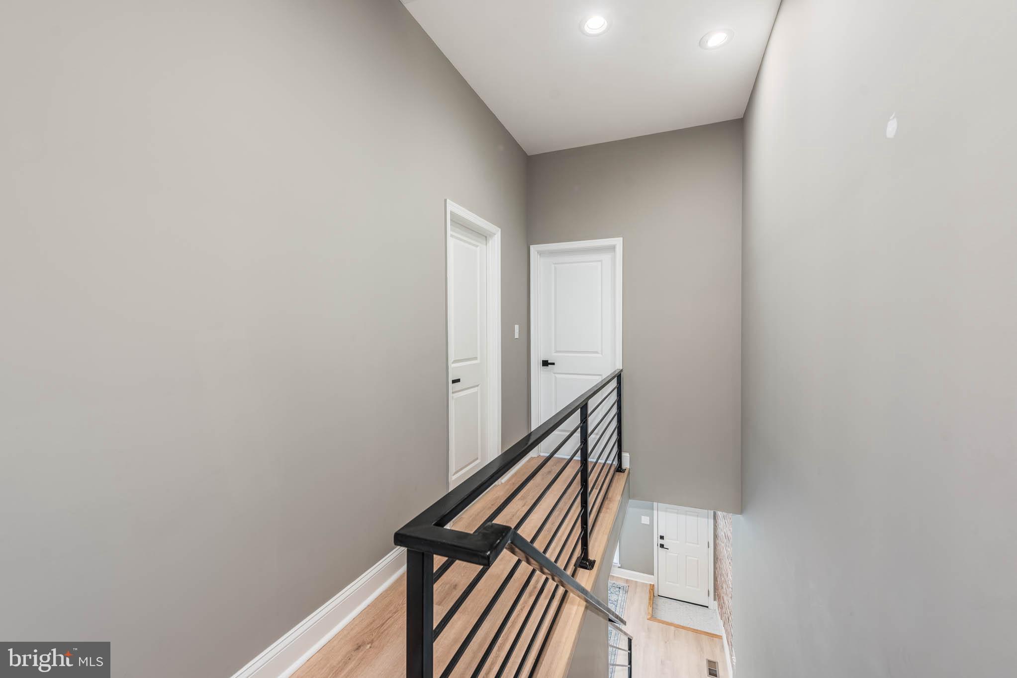 1427 N Broadway