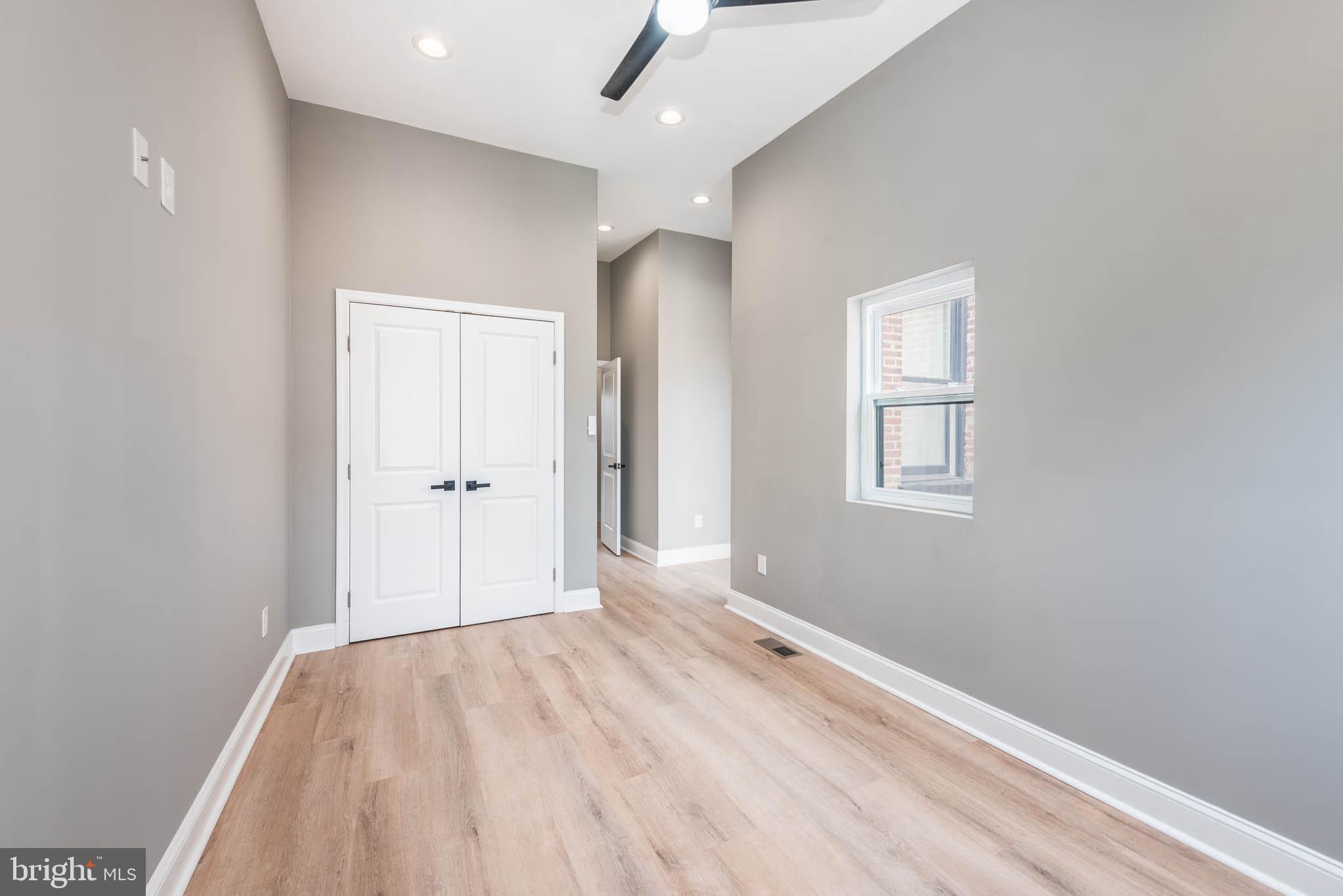 1427 N Broadway