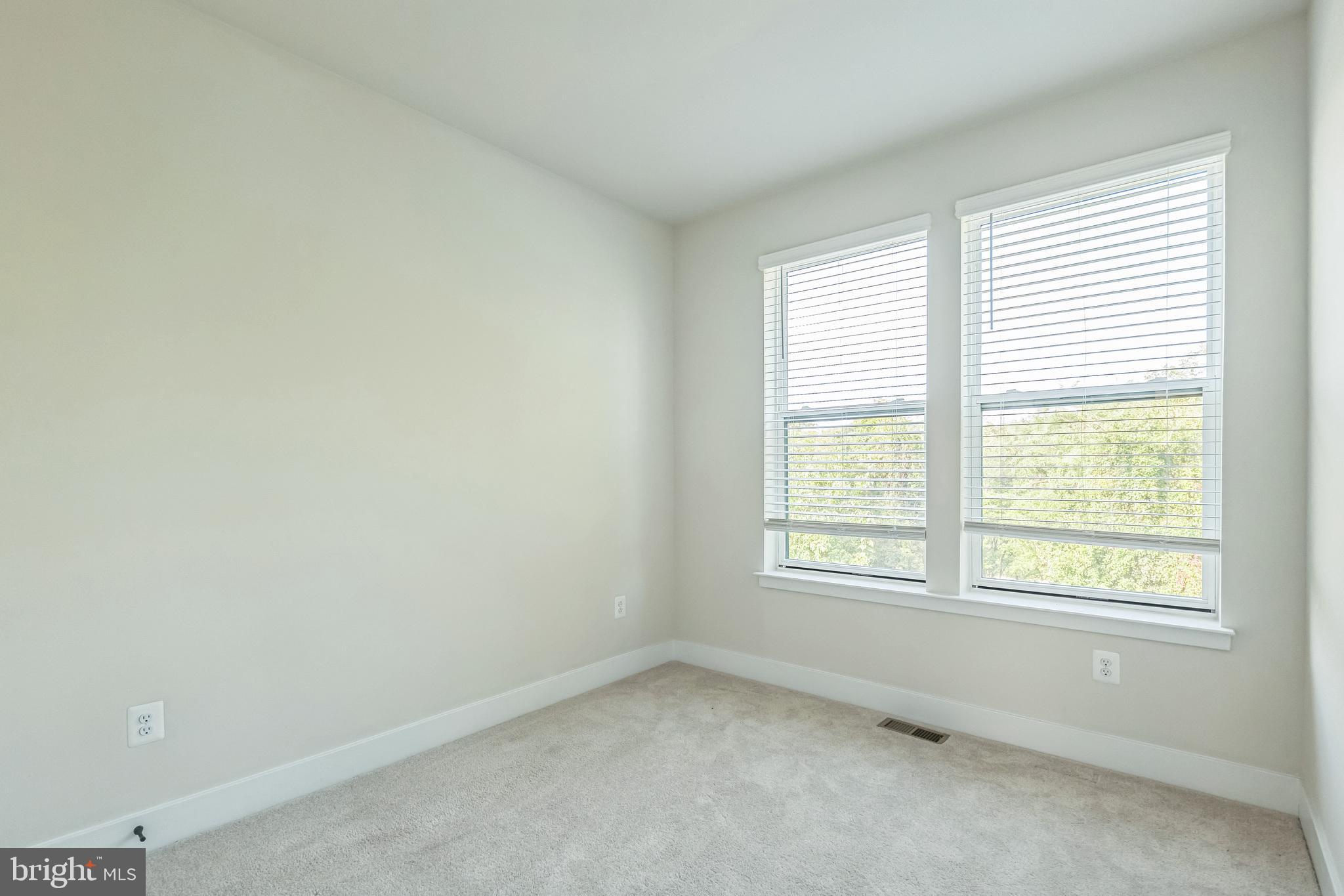 4338 Roland Heights Ave