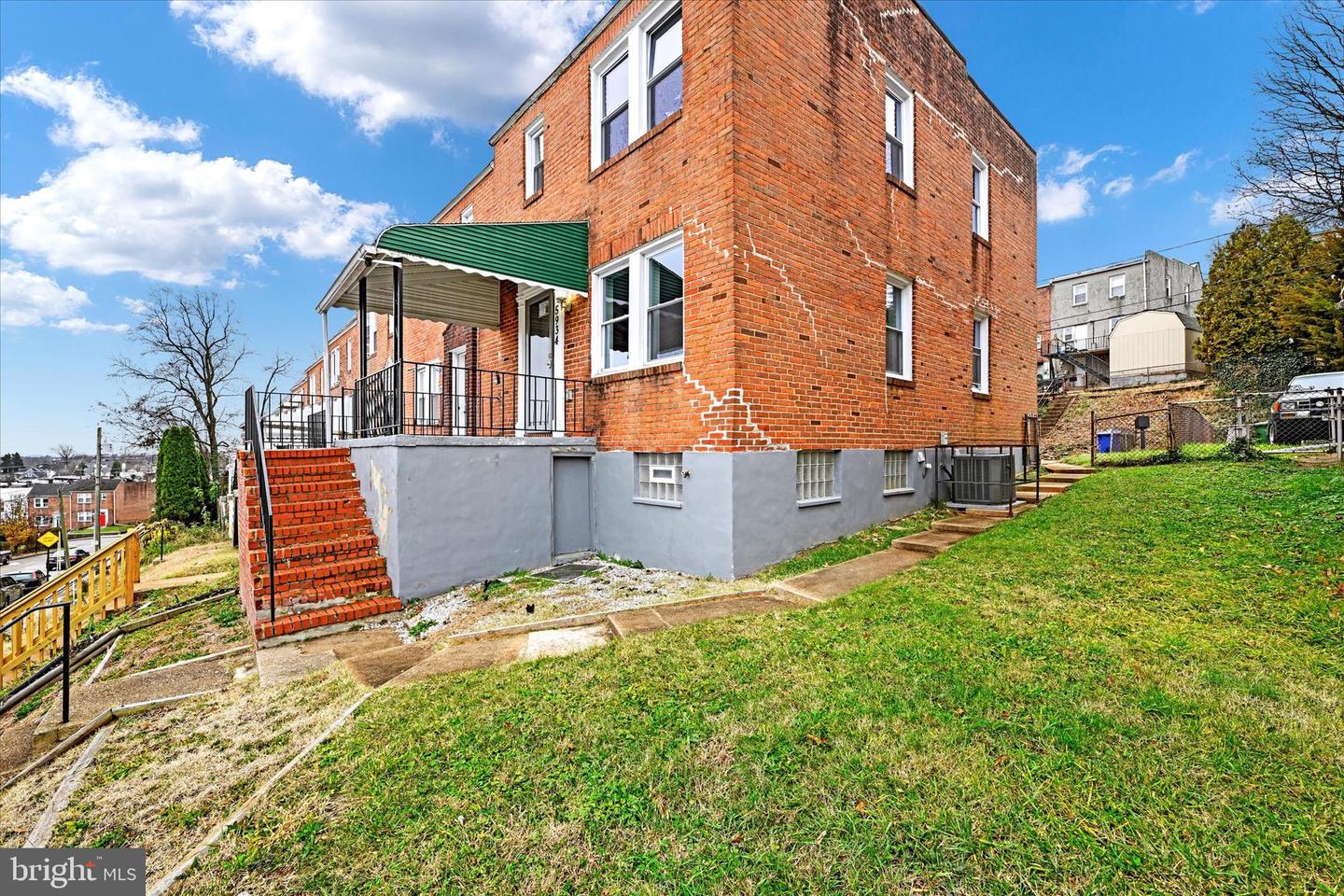 5934 Glen Falls Ave