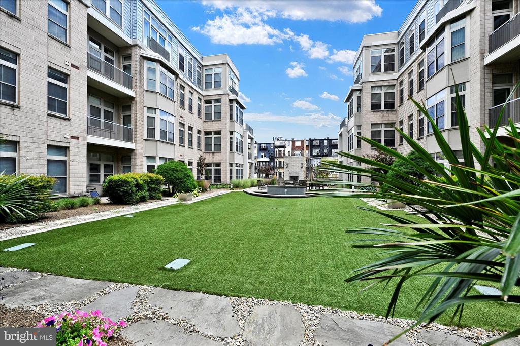 1209 N CHARLES ST #110