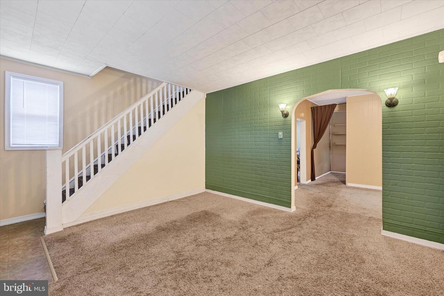 2905 Westfield Ave