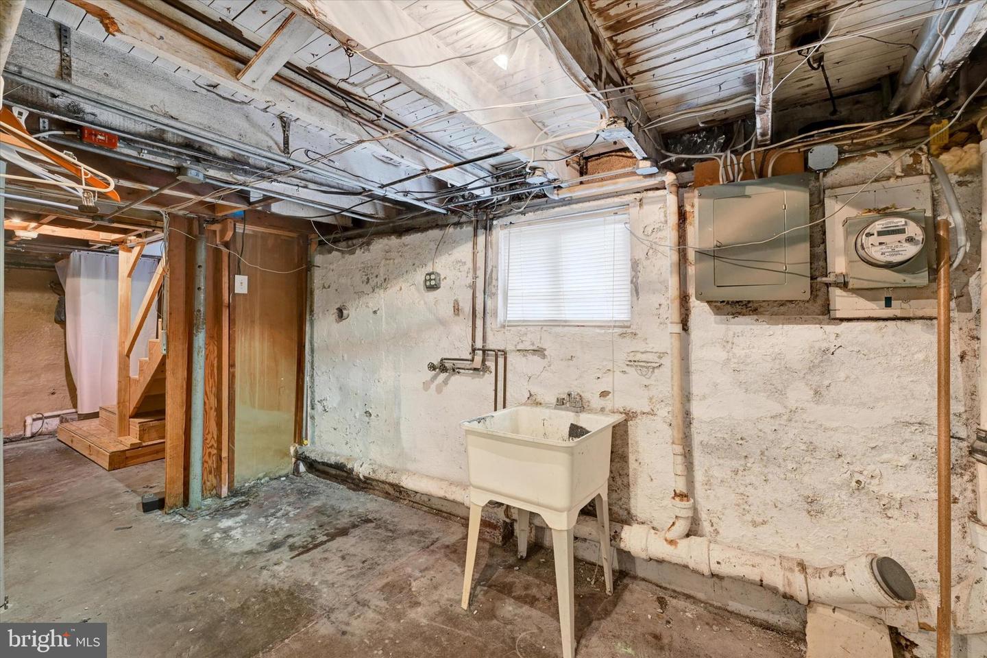 2905 Westfield Ave