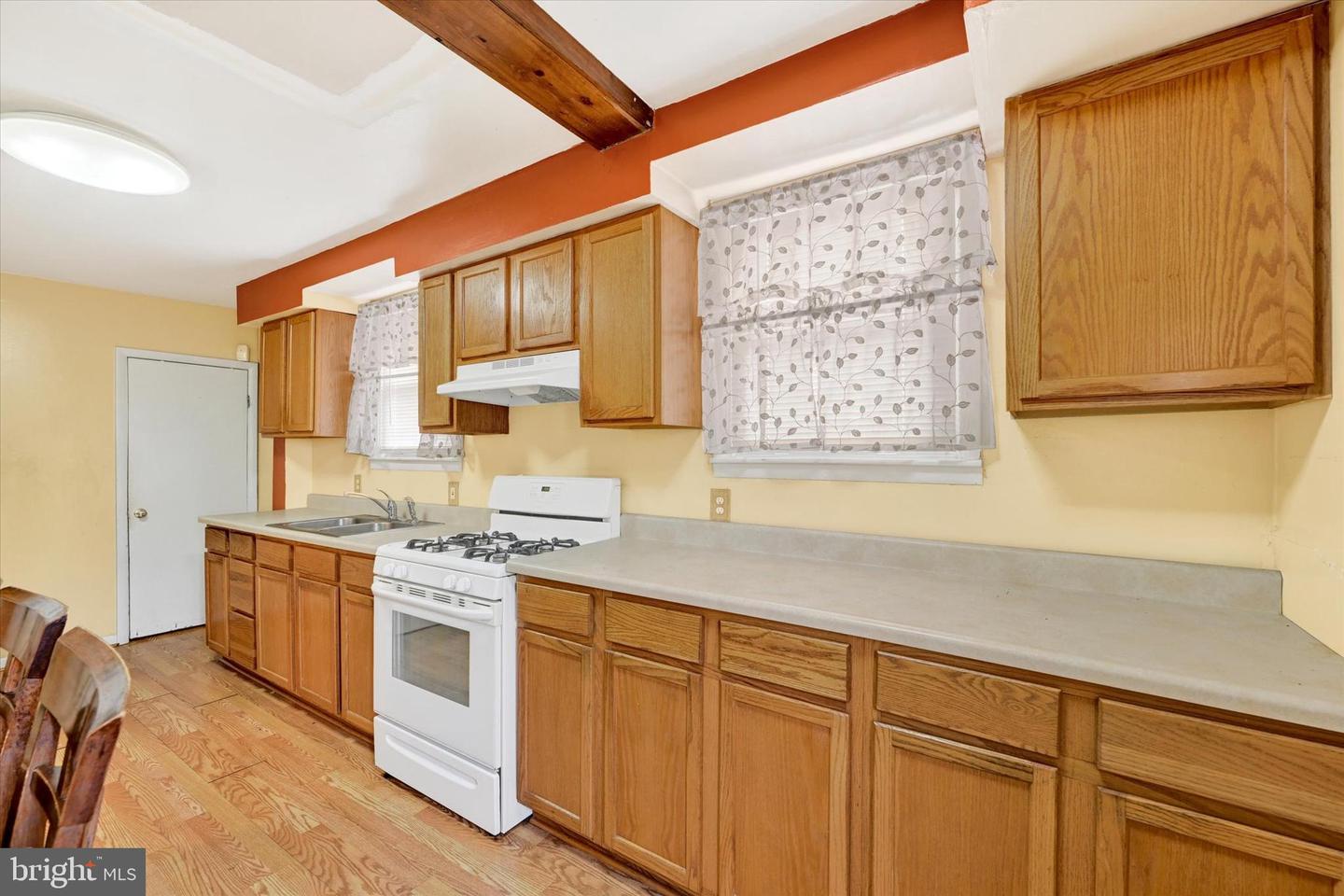 2905 Westfield Ave