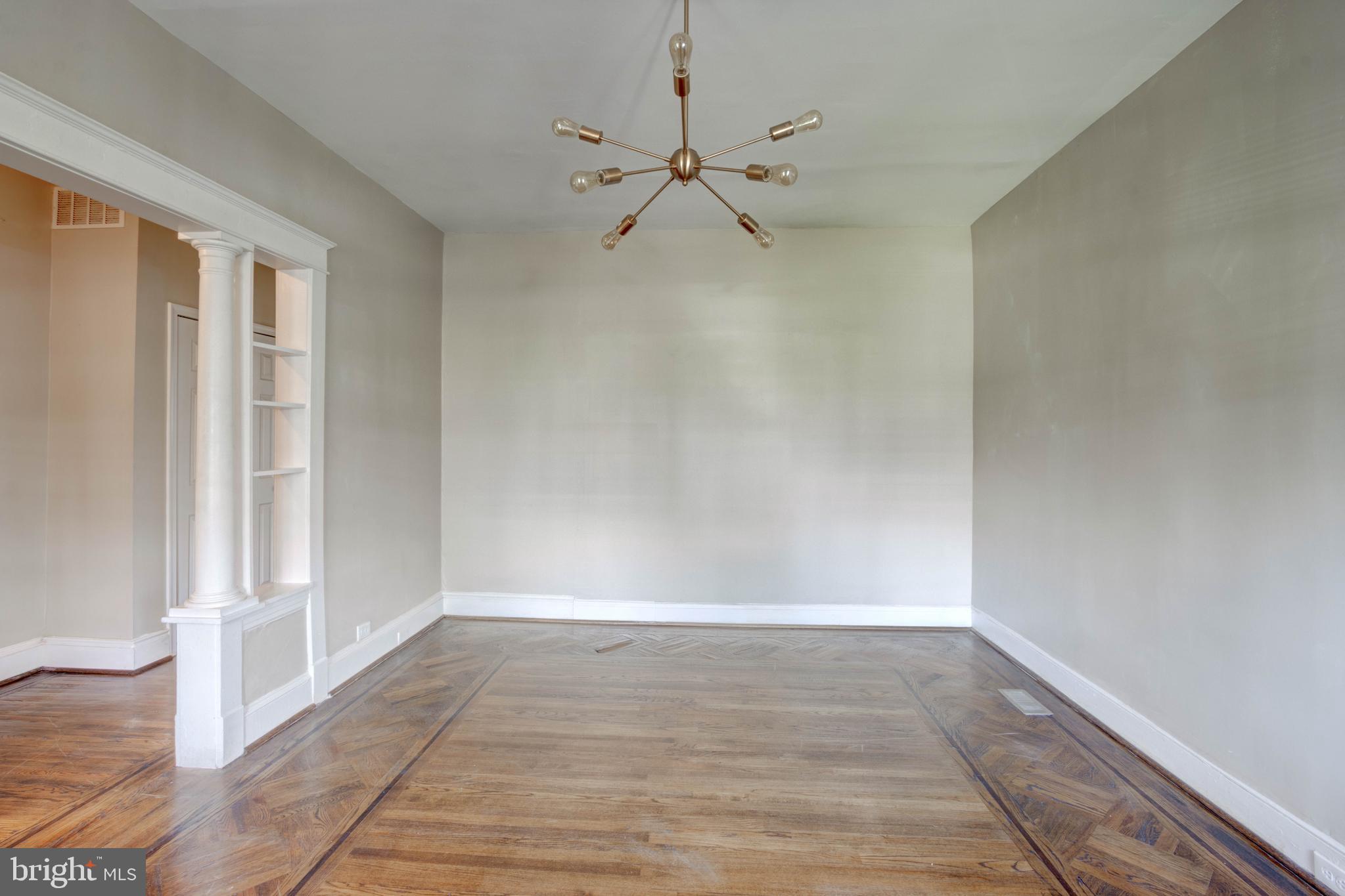 2515 Loyola Southway