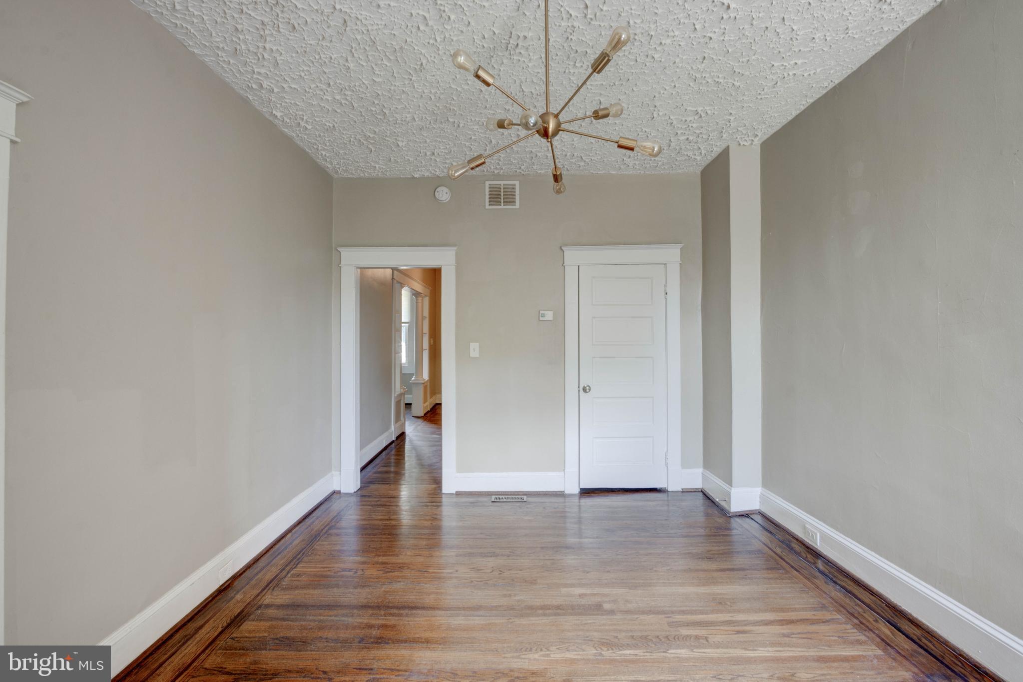 2515 Loyola Southway