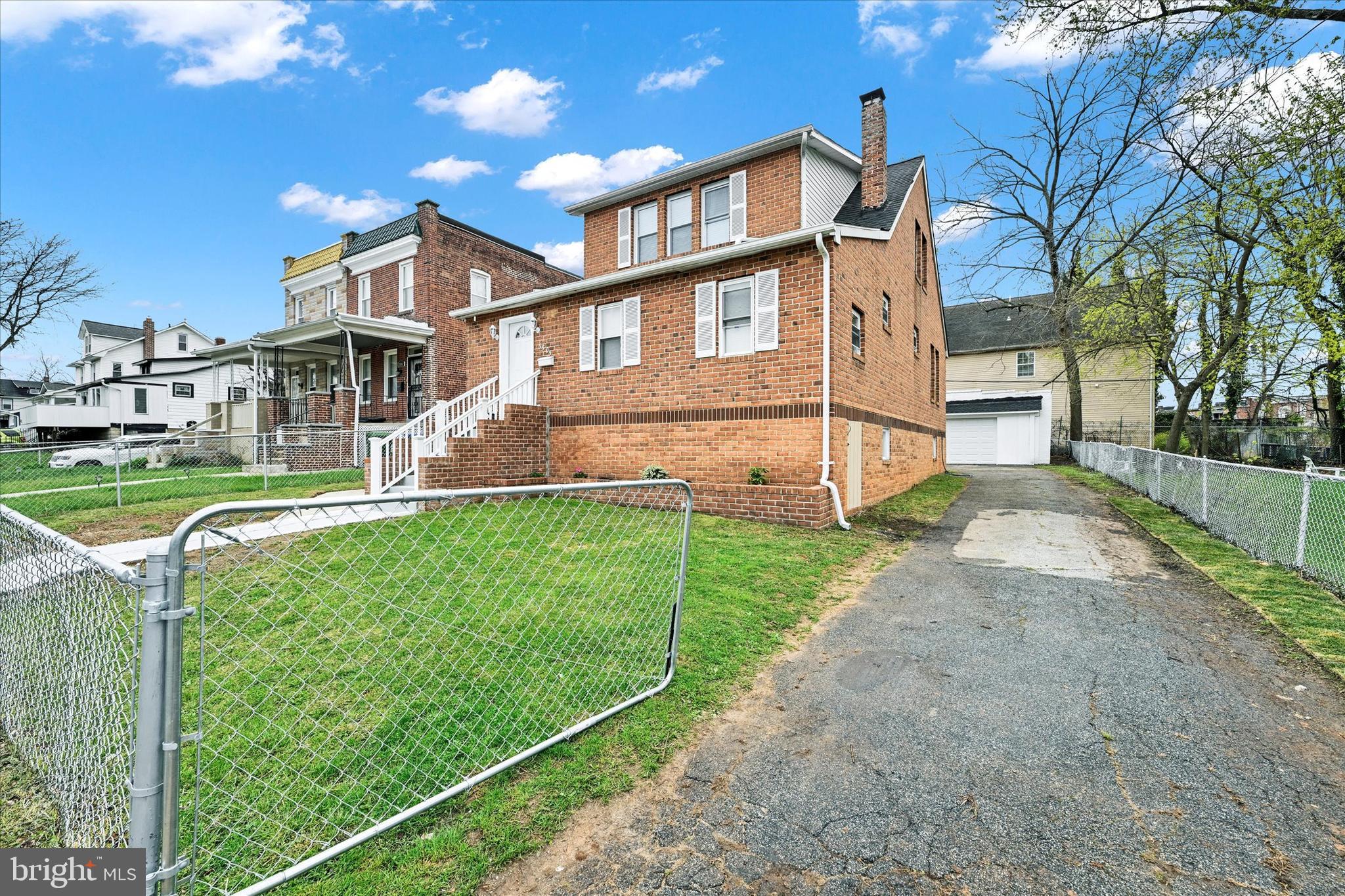 3505 Ingleside Ave