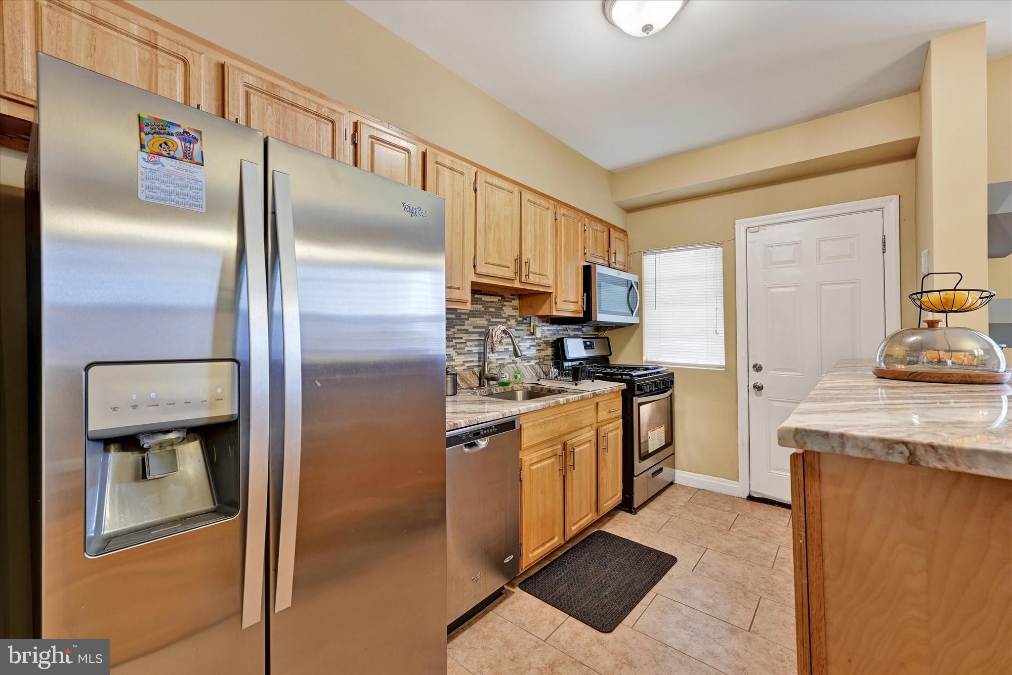 2412 W Cold Spring Ln