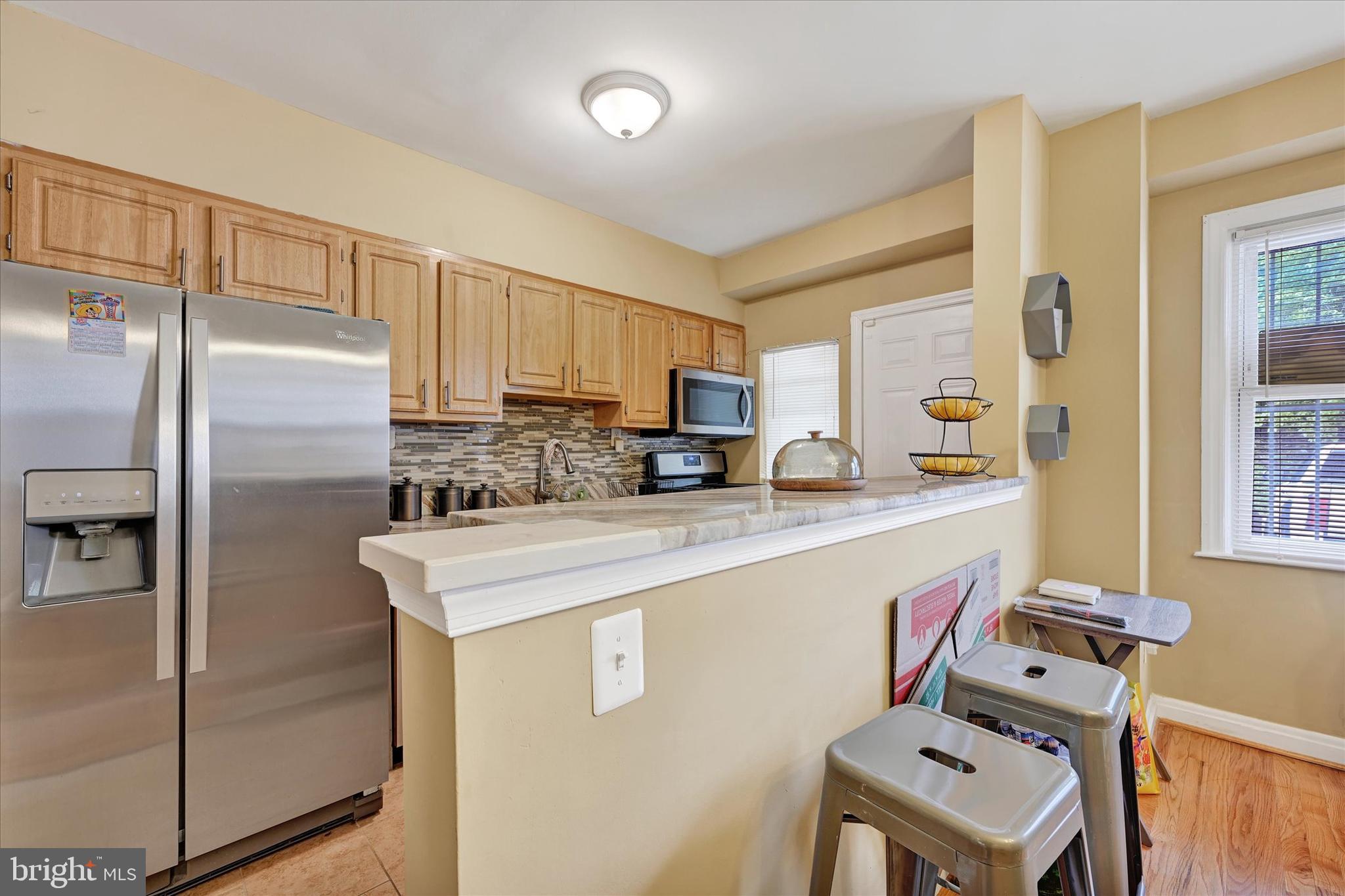 2412 W Cold Spring Ln