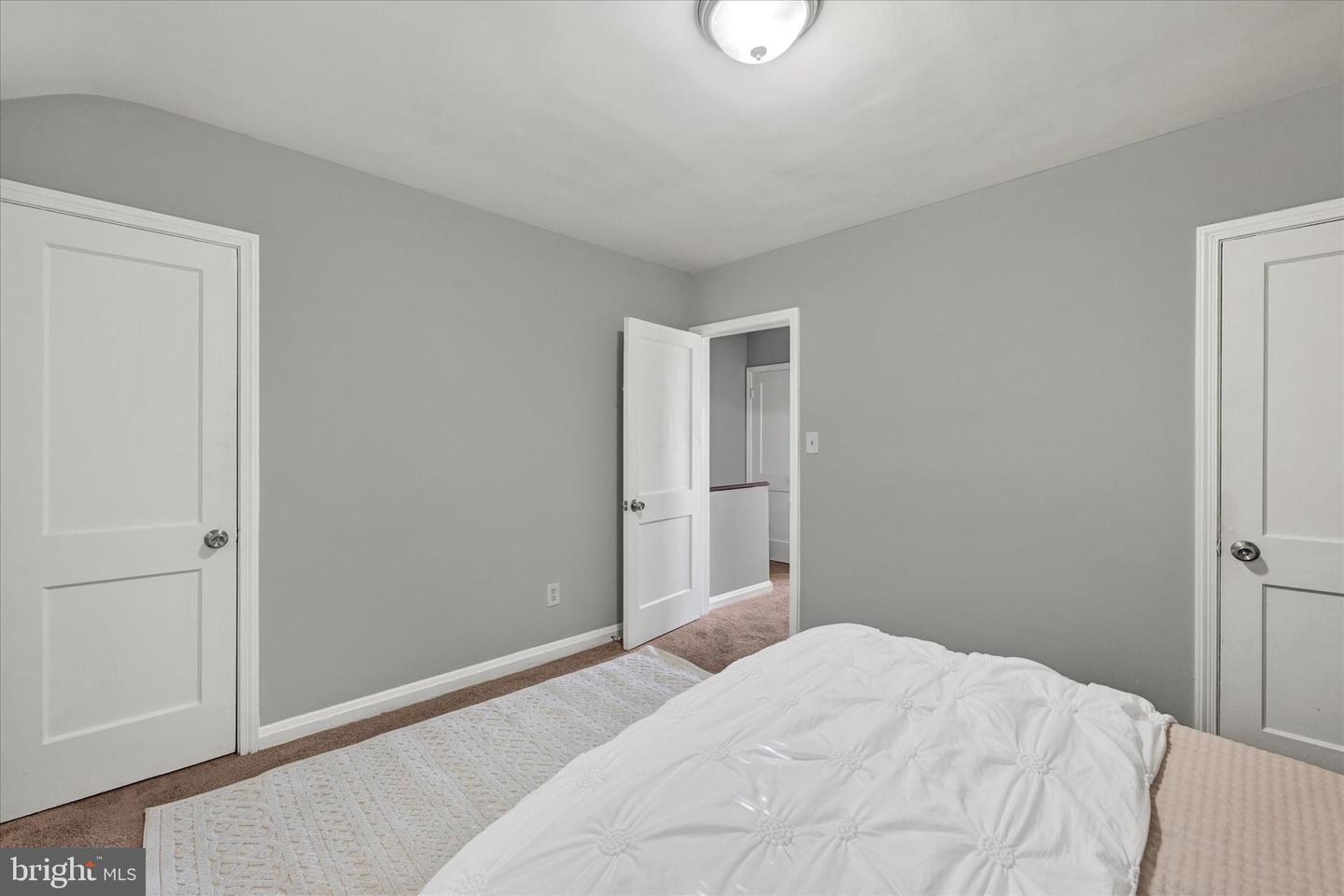1076 Tunbridge Rd