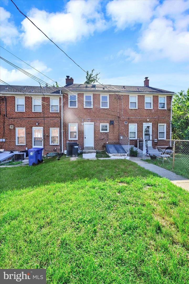 1076 Tunbridge Rd