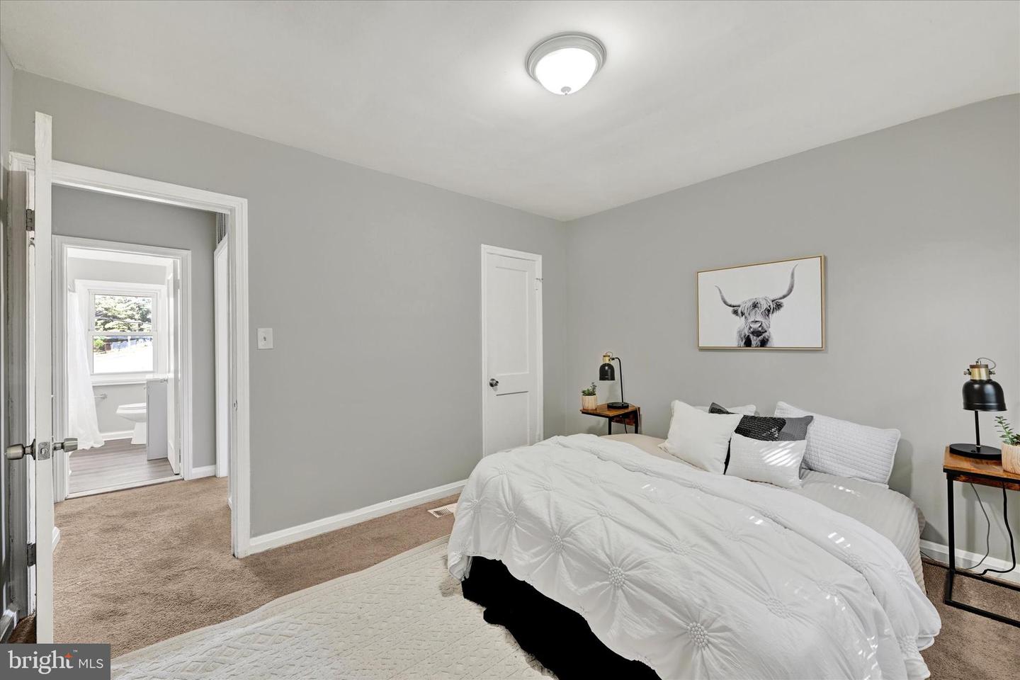 1076 Tunbridge Rd
