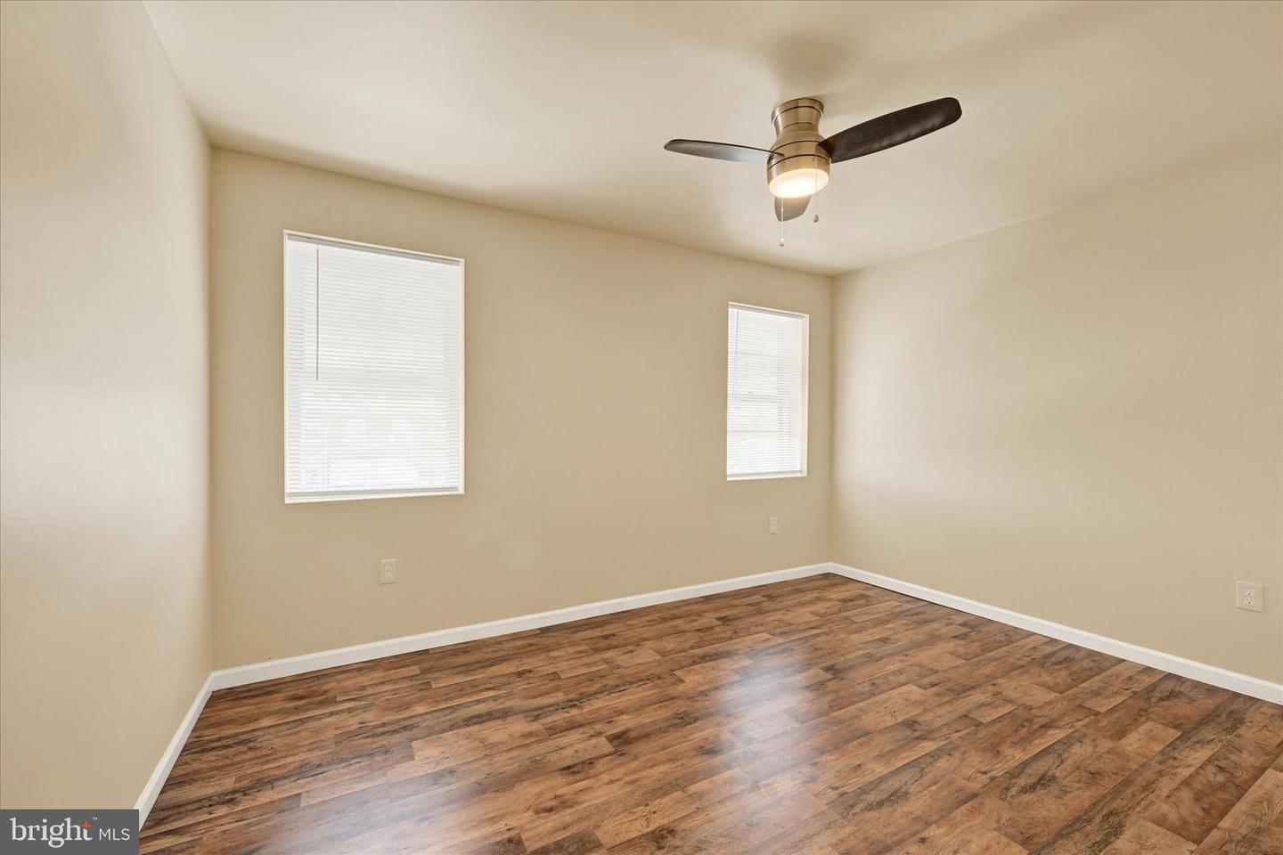 413 Elrino St