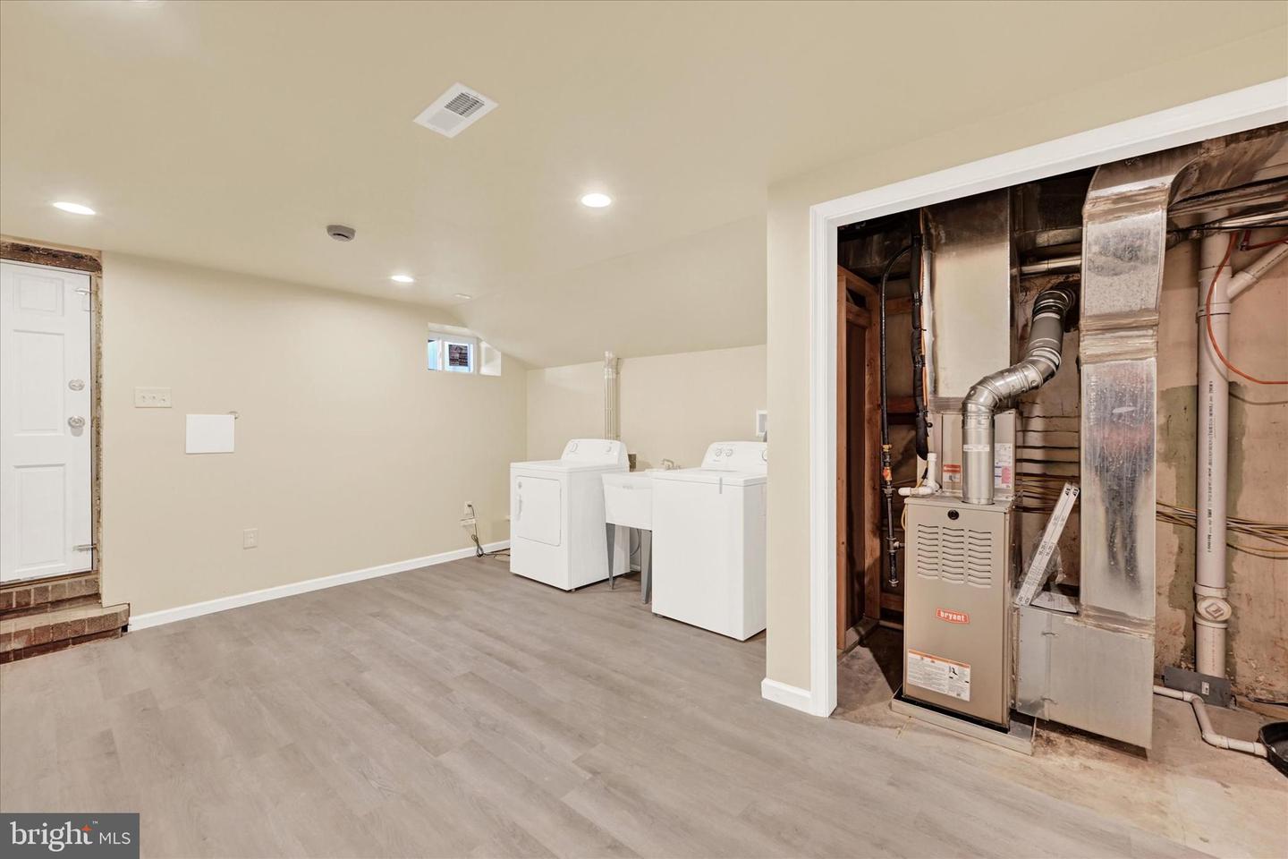 413 Elrino St