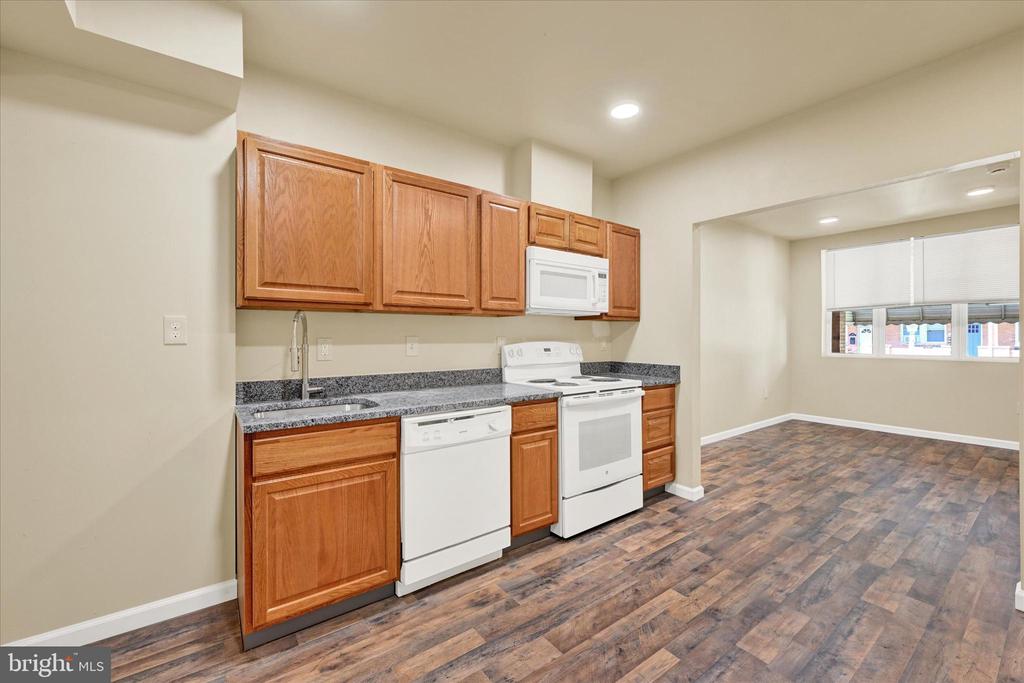 413 Elrino St