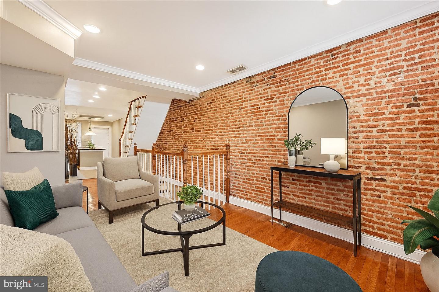 115 N Bradford St