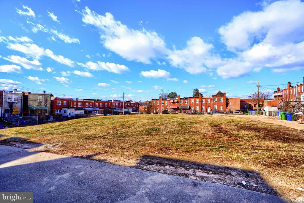 1314 N Kenwood Ave