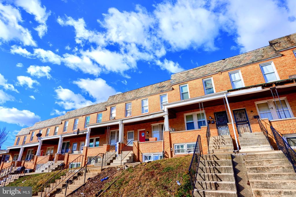 1314 N Kenwood Ave