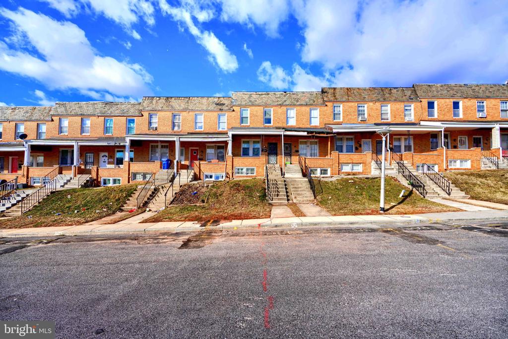 1314 N Kenwood Ave