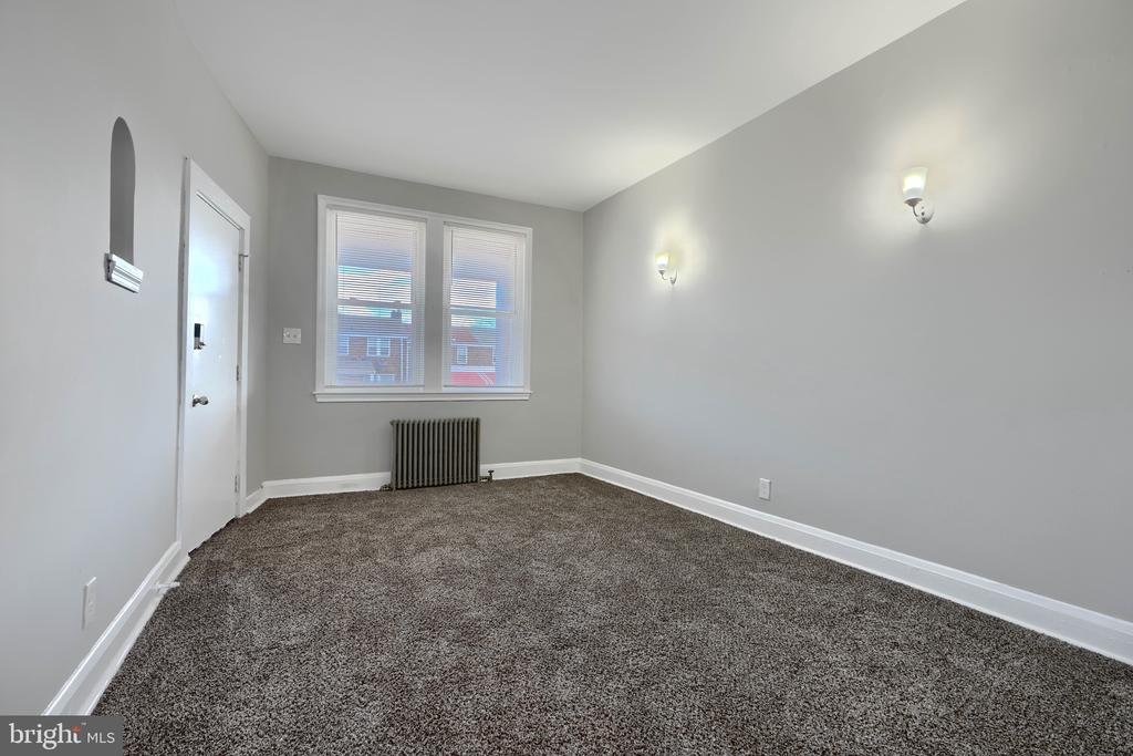 1314 N Kenwood Ave