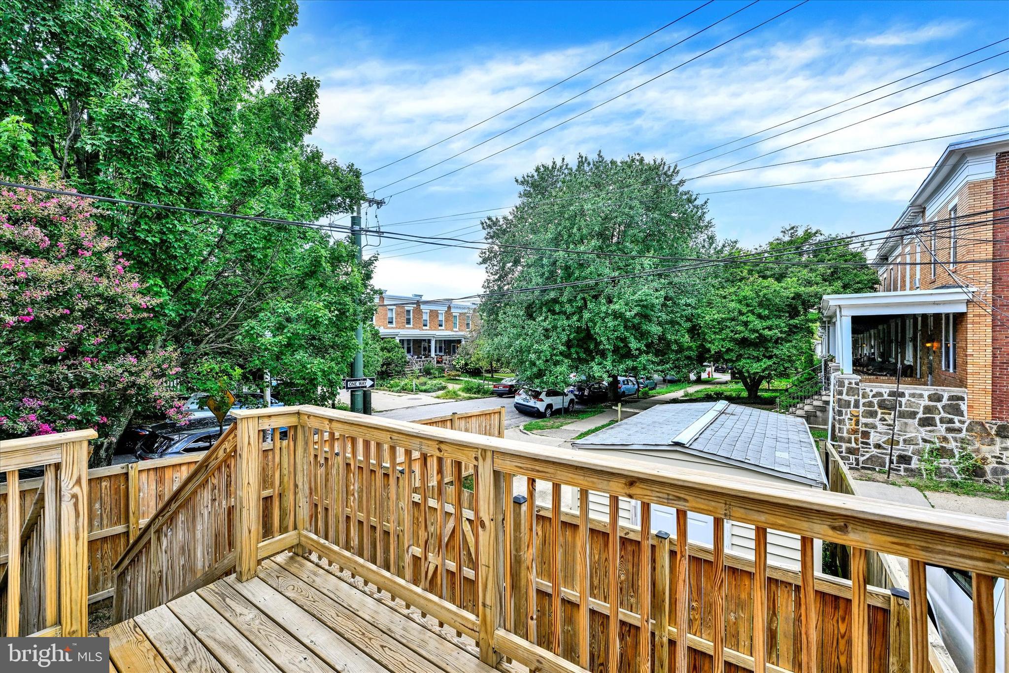 4000 Falls Rd