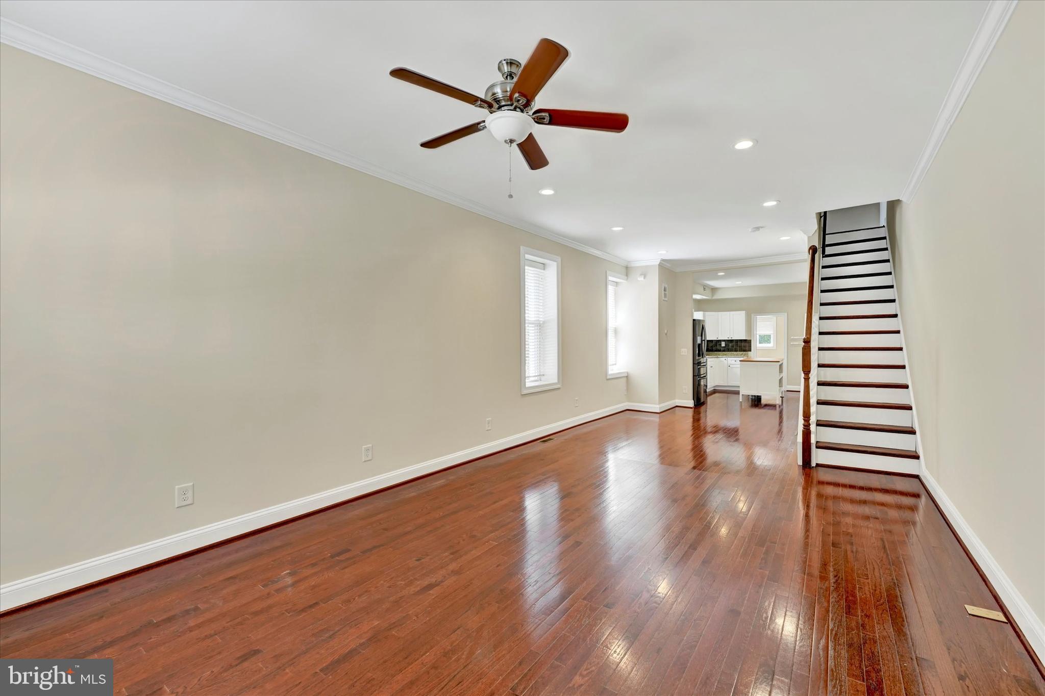 4000 Falls Rd
