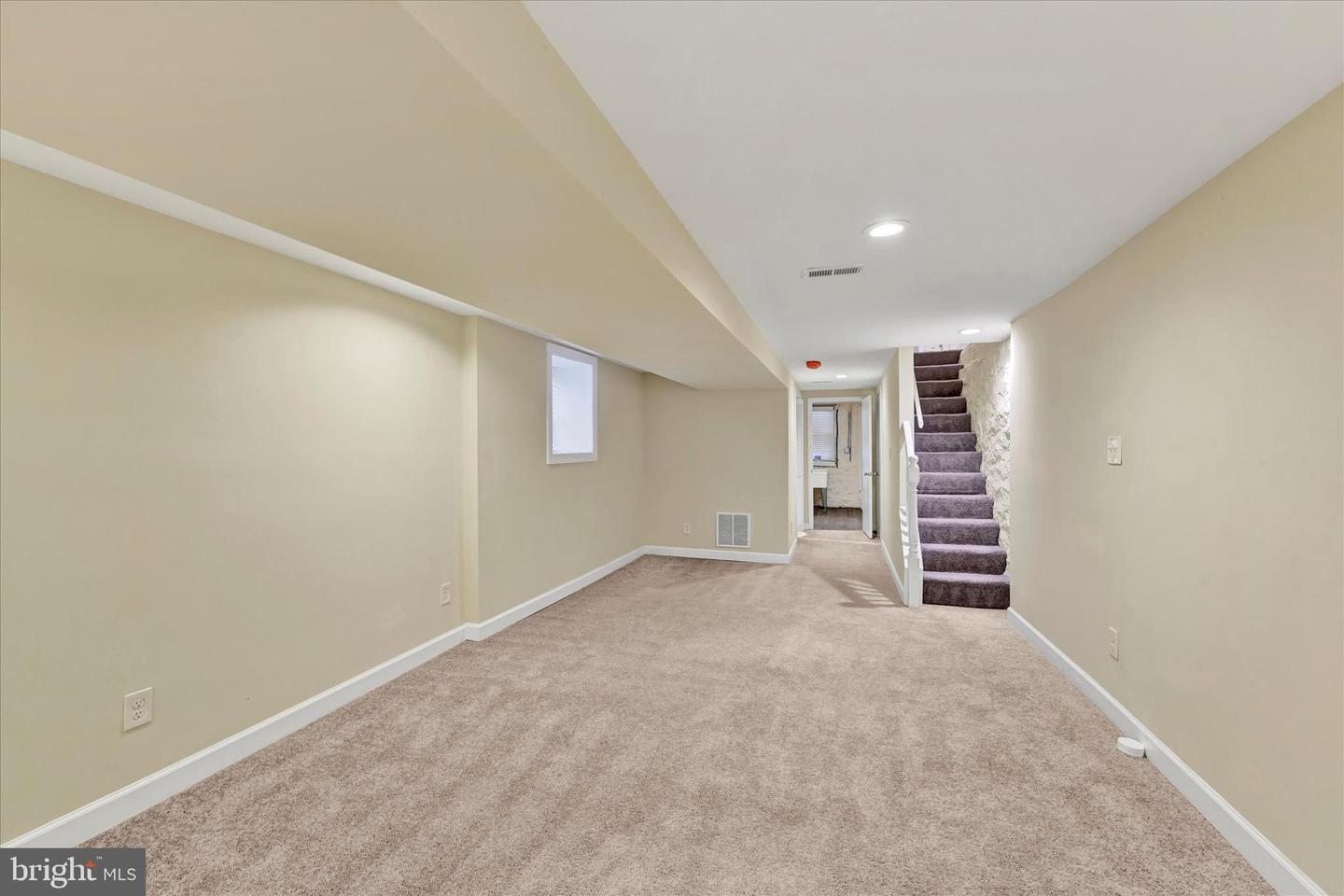4000 Falls Rd