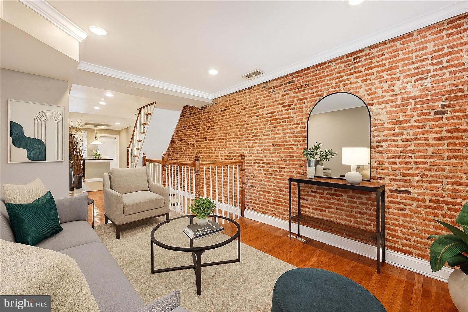 115 N BRADFORD STREET