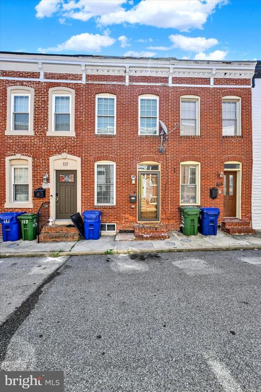 115 N BRADFORD STREET