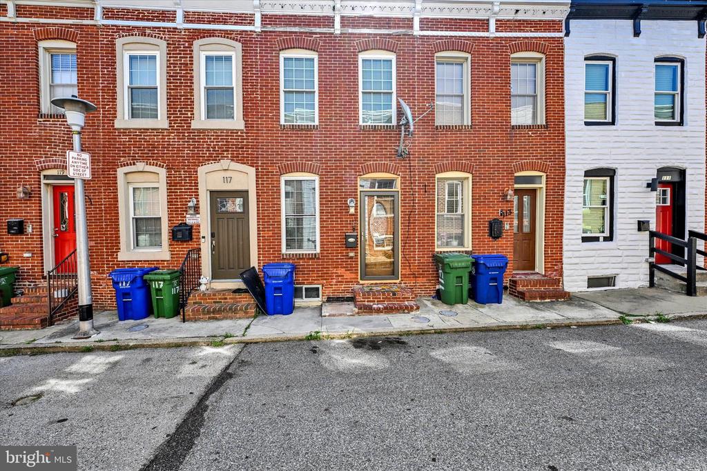 115 N BRADFORD STREET