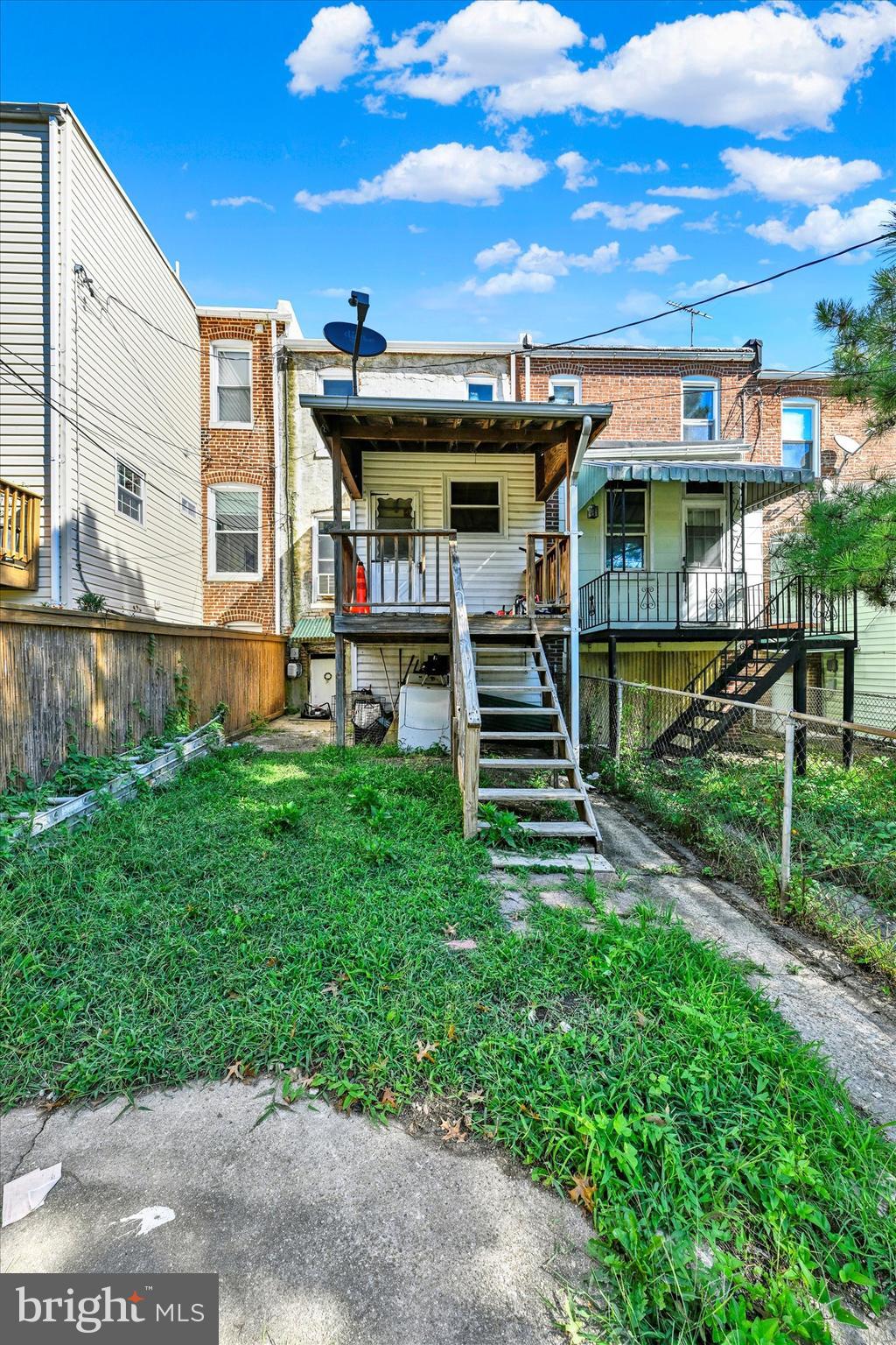 729 E 37TH STREET
