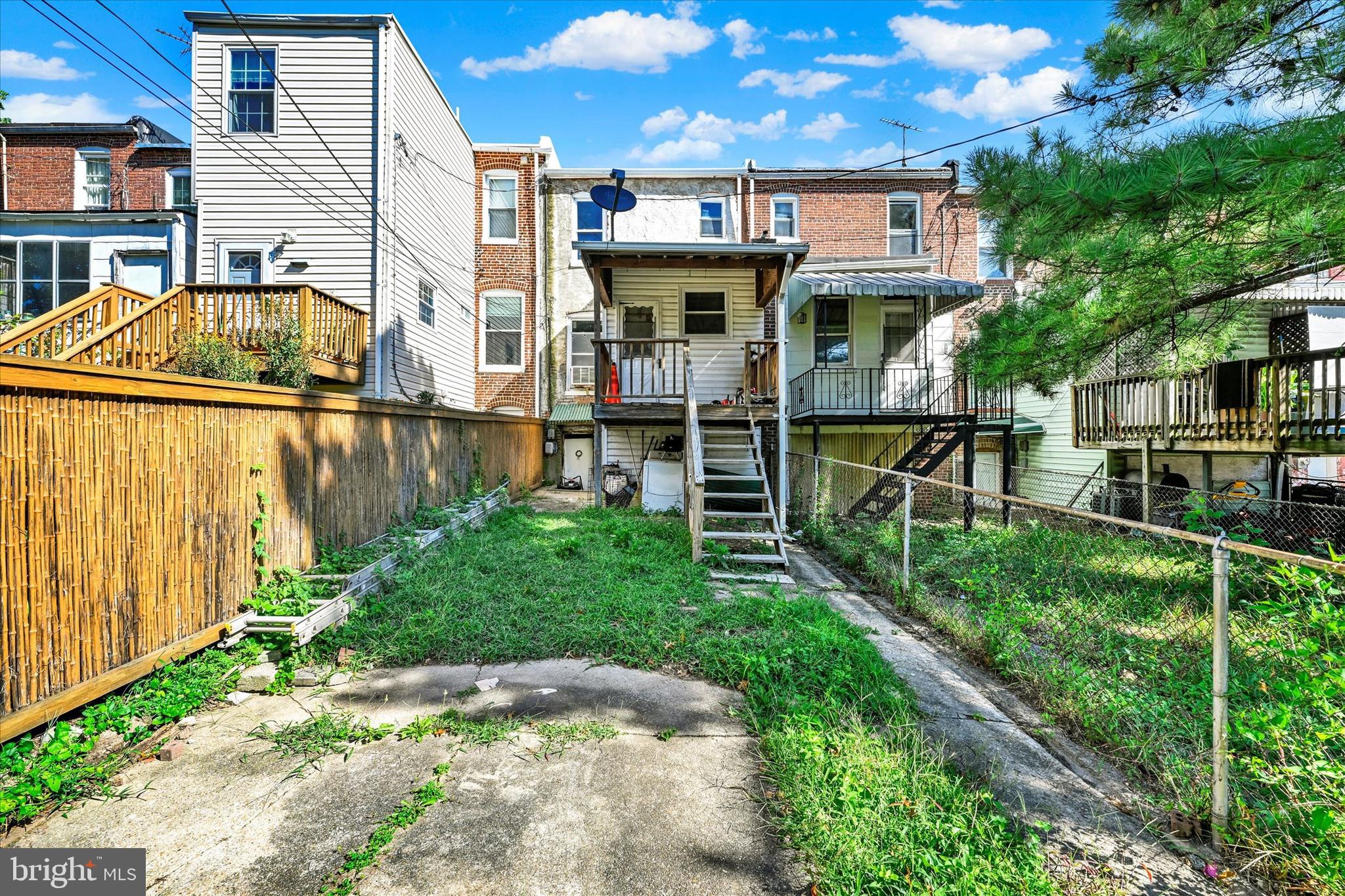 729 E 37TH STREET