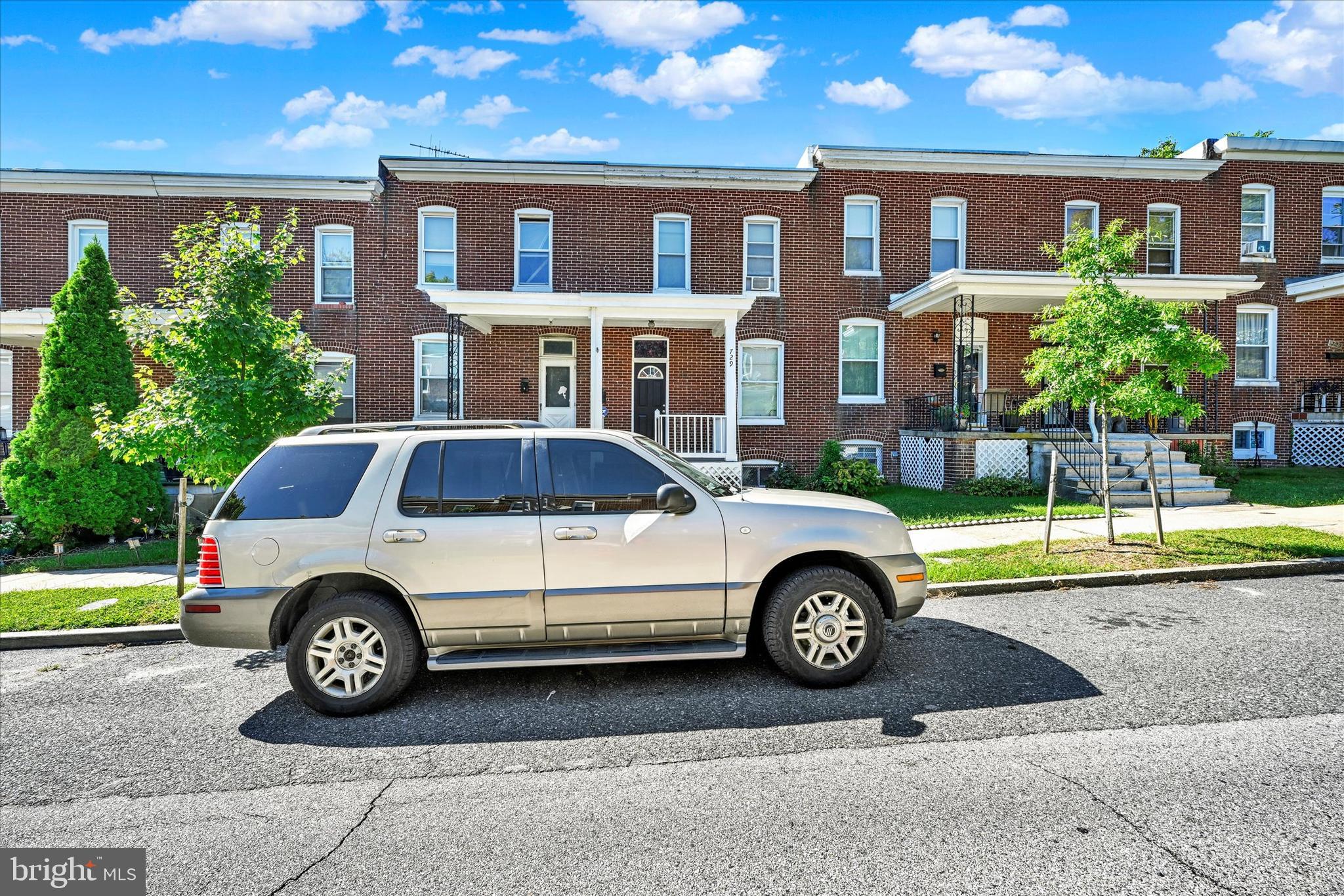 729 E 37TH STREET