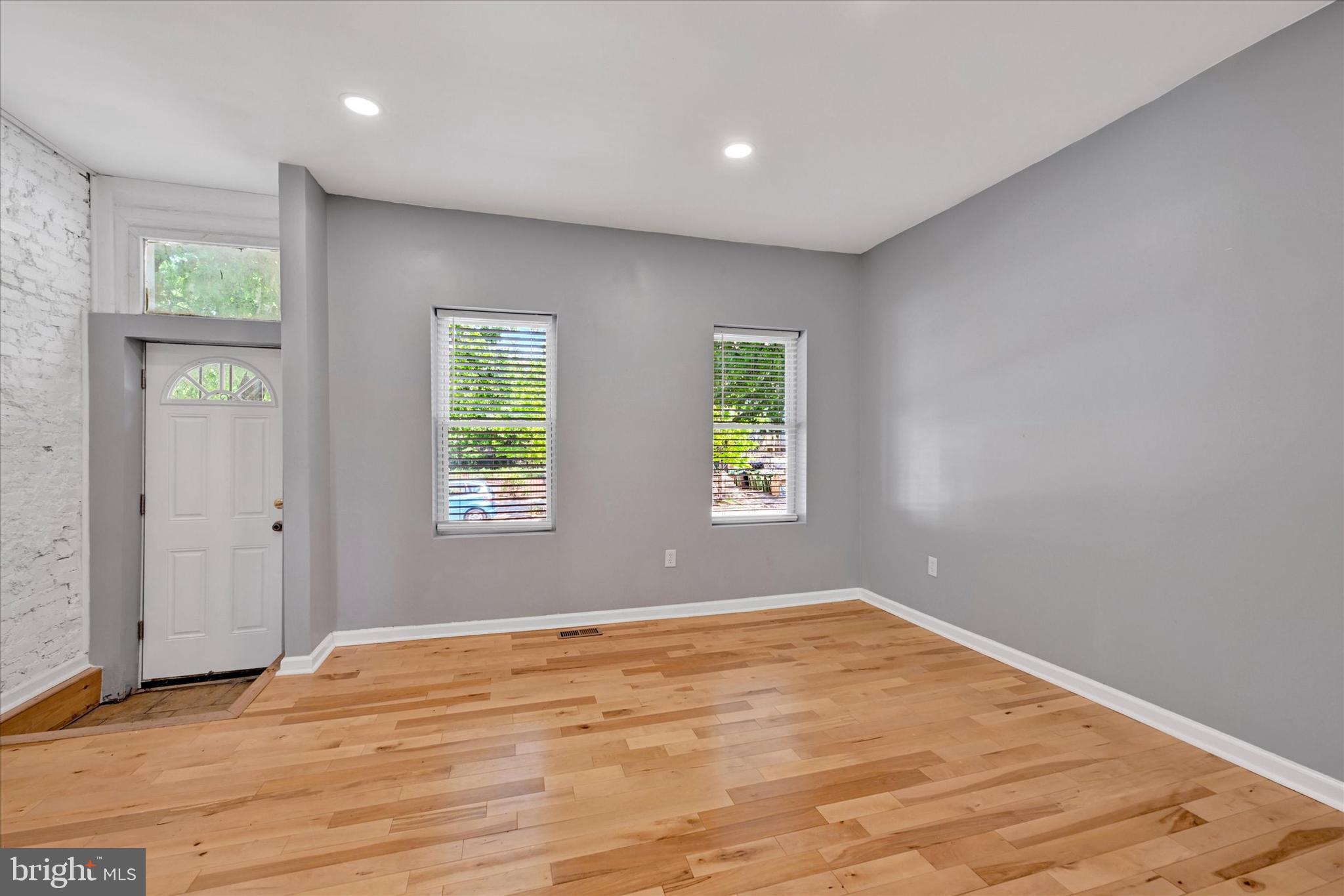 327 E 24TH STREET