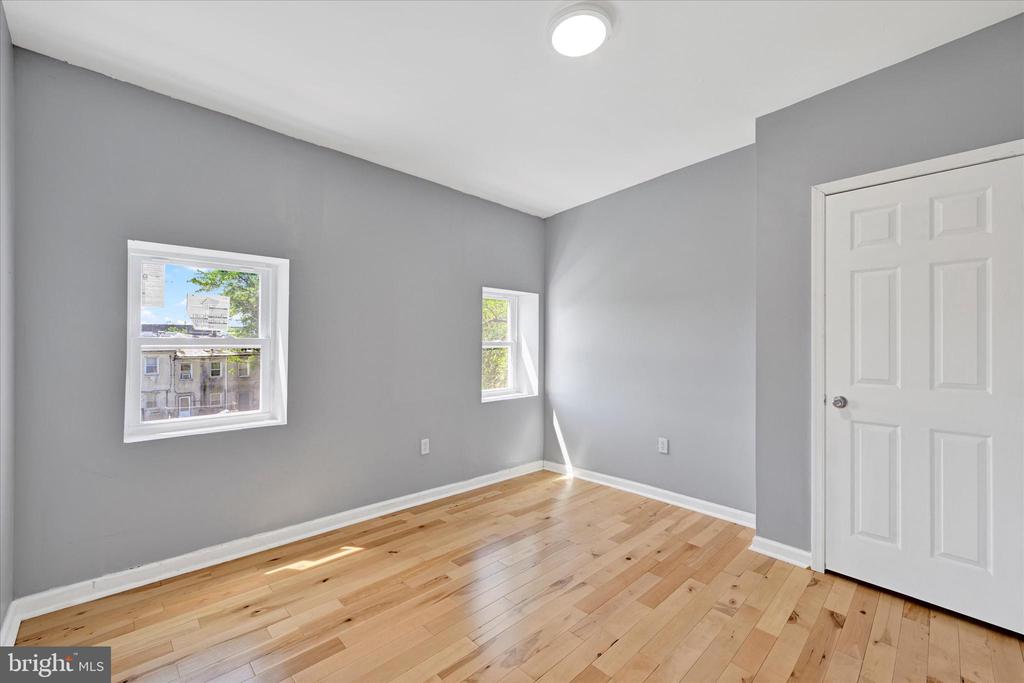 327 E 24TH STREET