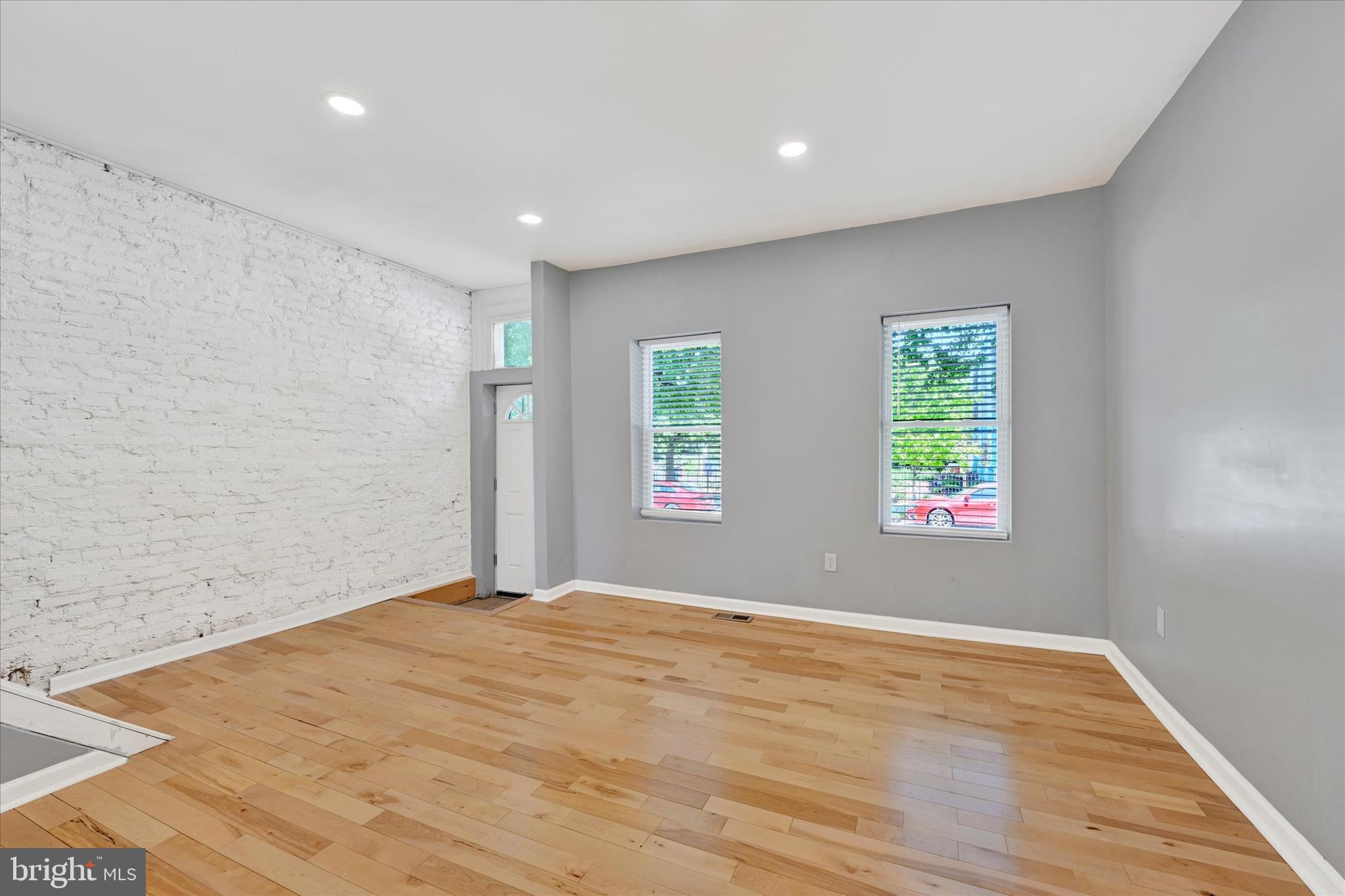327 E 24TH STREET