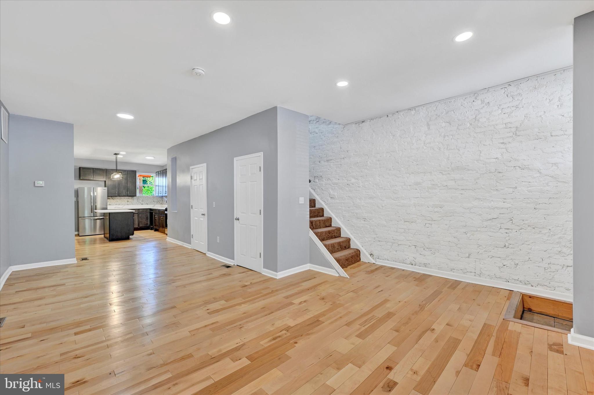 327 E 24TH STREET