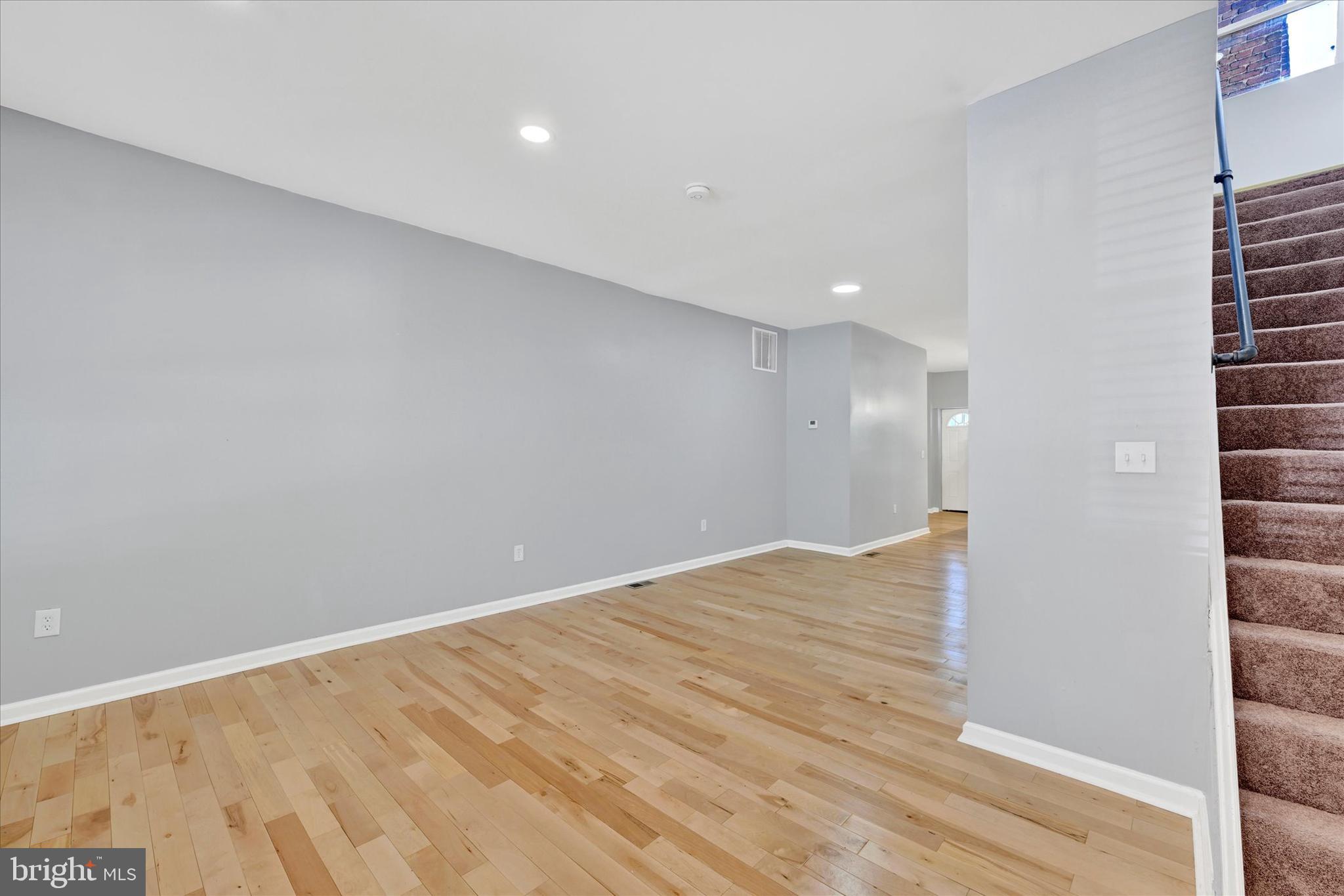 327 E 24TH STREET