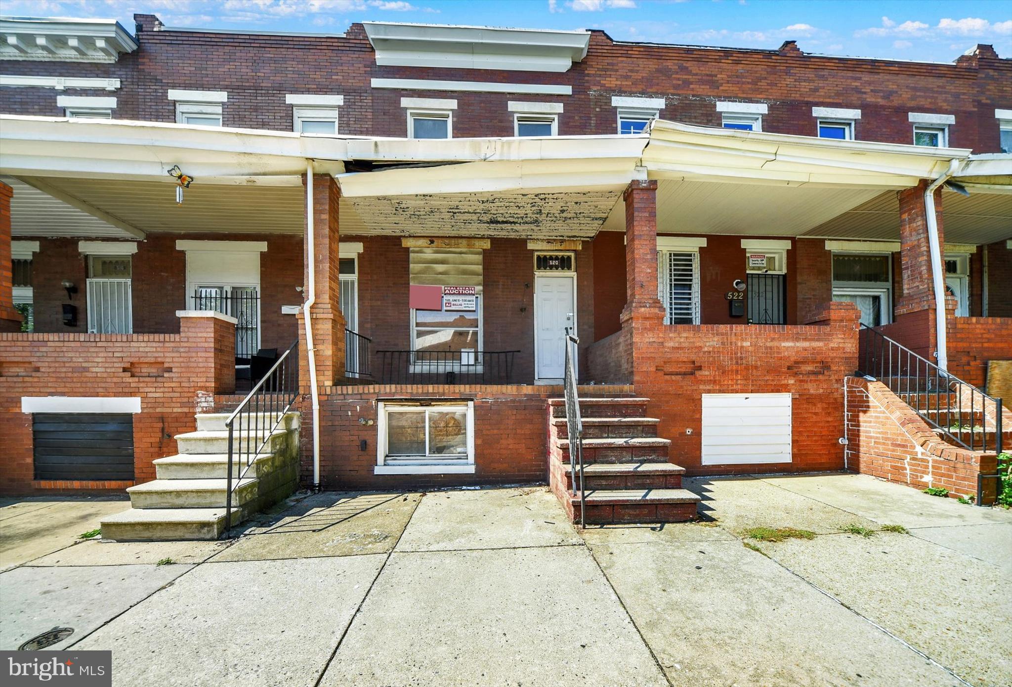520 N ELLWOOD AVENUE