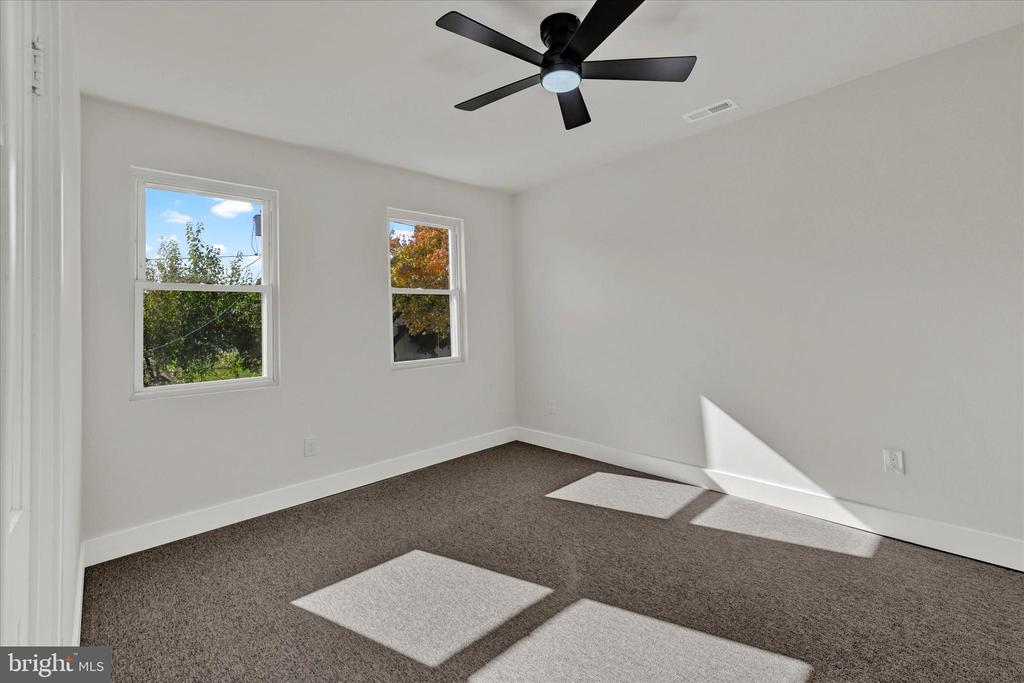 2905 WESTFIELD AVENUE