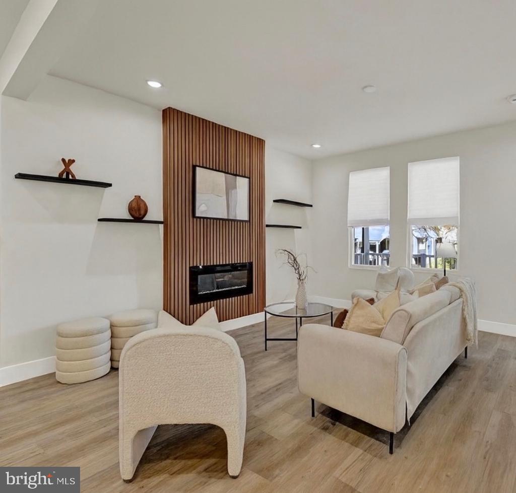 2905 WESTFIELD AVENUE
